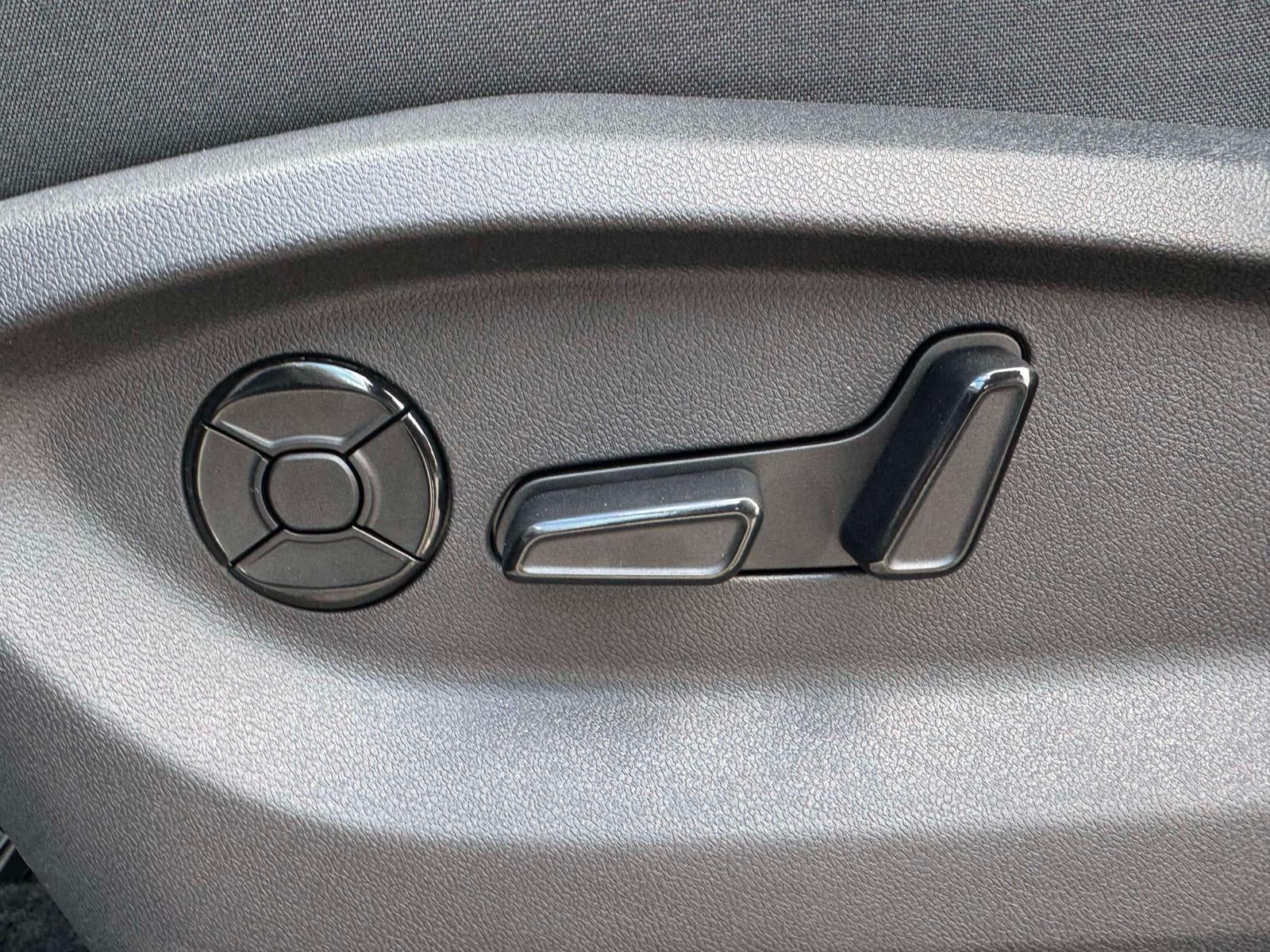 2026 Volkswagen Tiguan SE 4MOTION