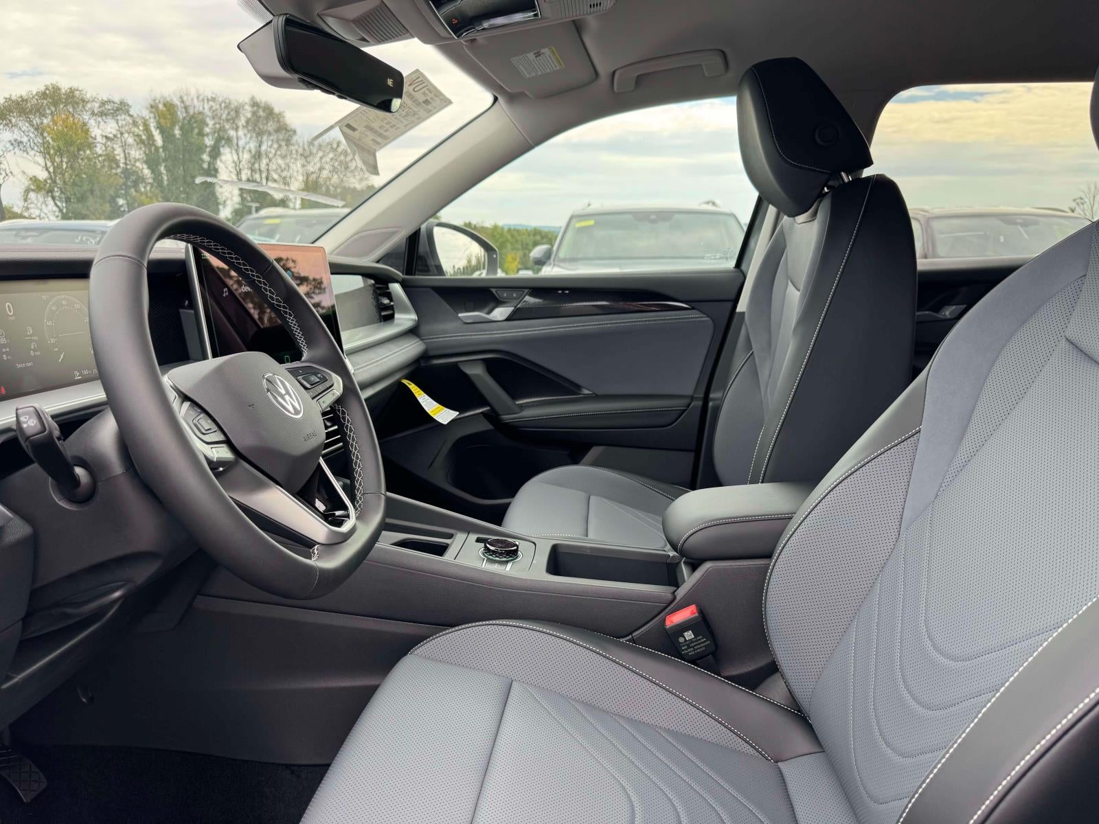 2026 Volkswagen Tiguan 2.0T SE
