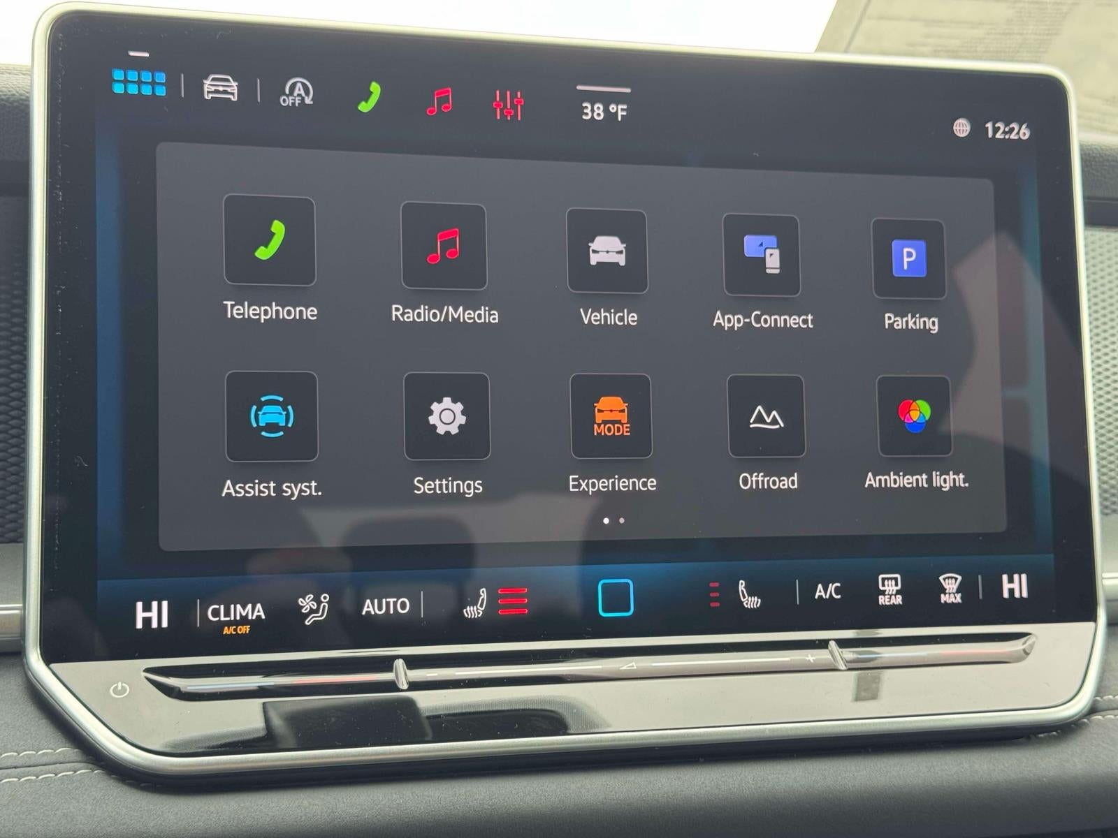 2026 Volkswagen Tiguan 2.0T SE