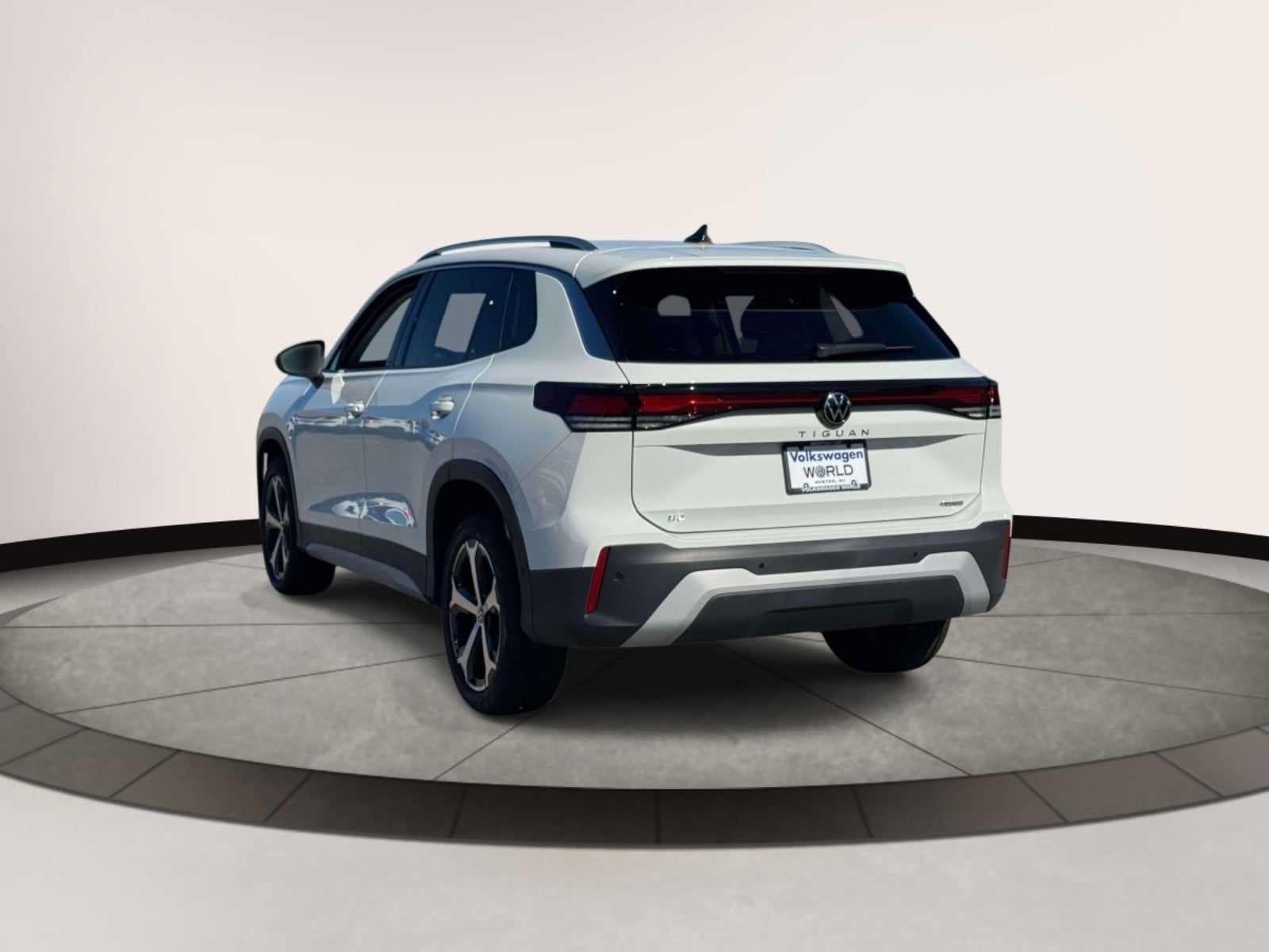 2026 Volkswagen Tiguan 2.0T SE