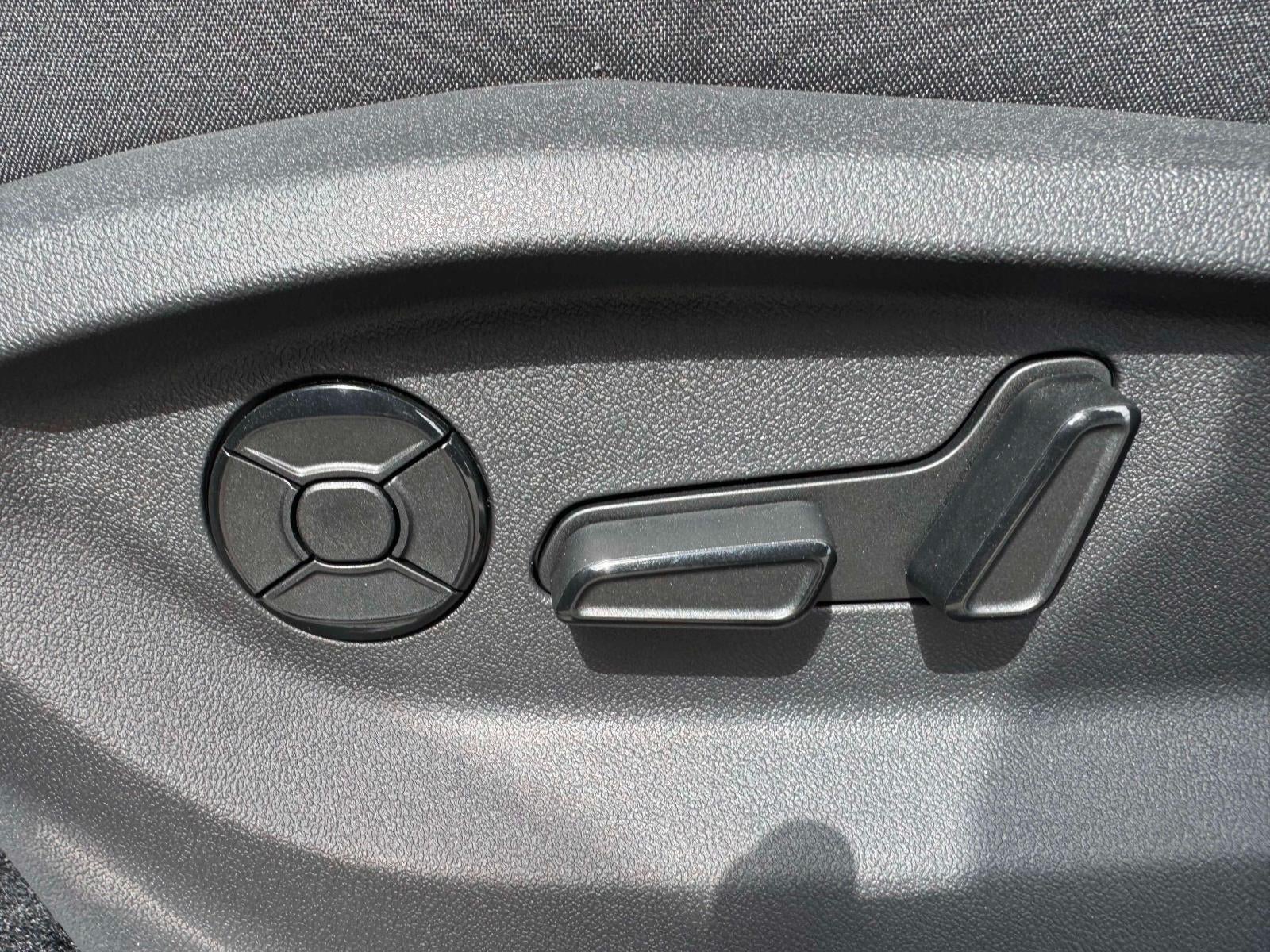 2026 Volkswagen Tiguan SE 4MOTION