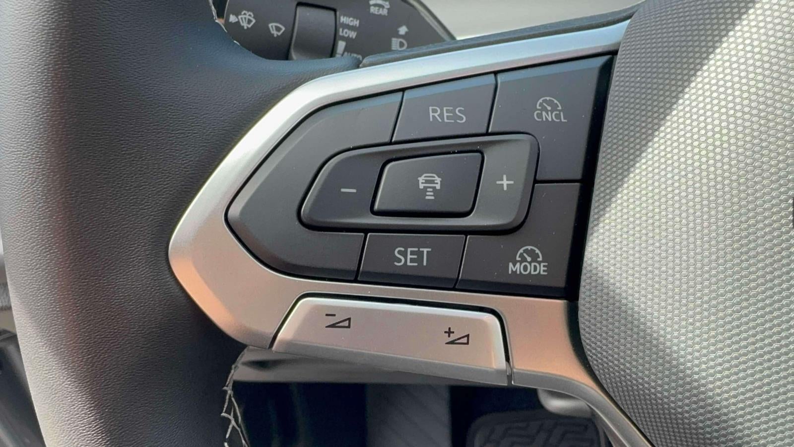 2026 Volkswagen Tiguan SE 4MOTION