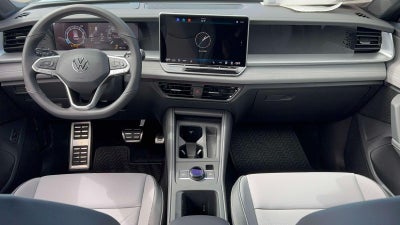 2026 Volkswagen Tiguan SE R-Line Black 4MOTION