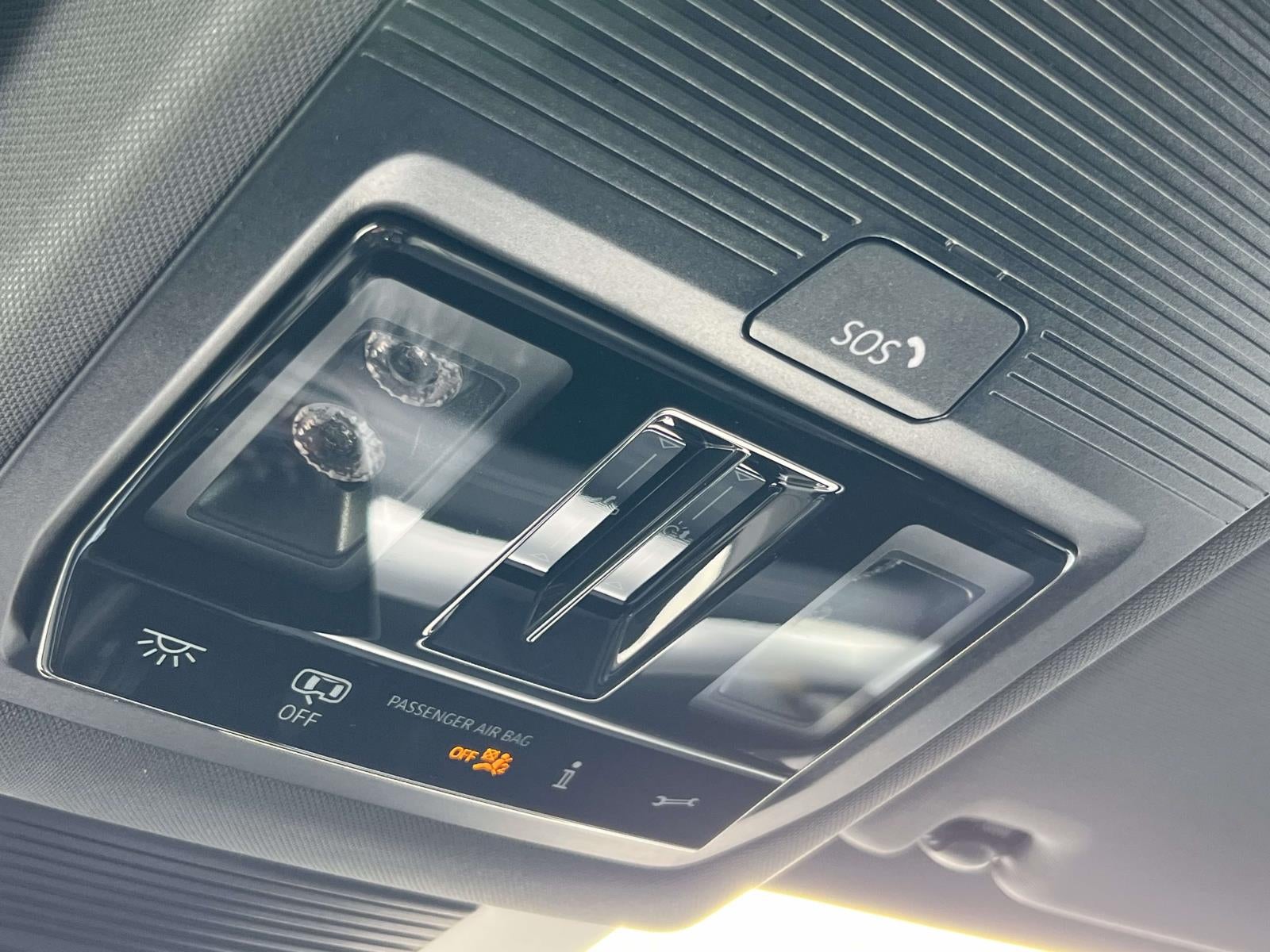 2025 Volkswagen Tiguan 2.0T SE R-Line Black