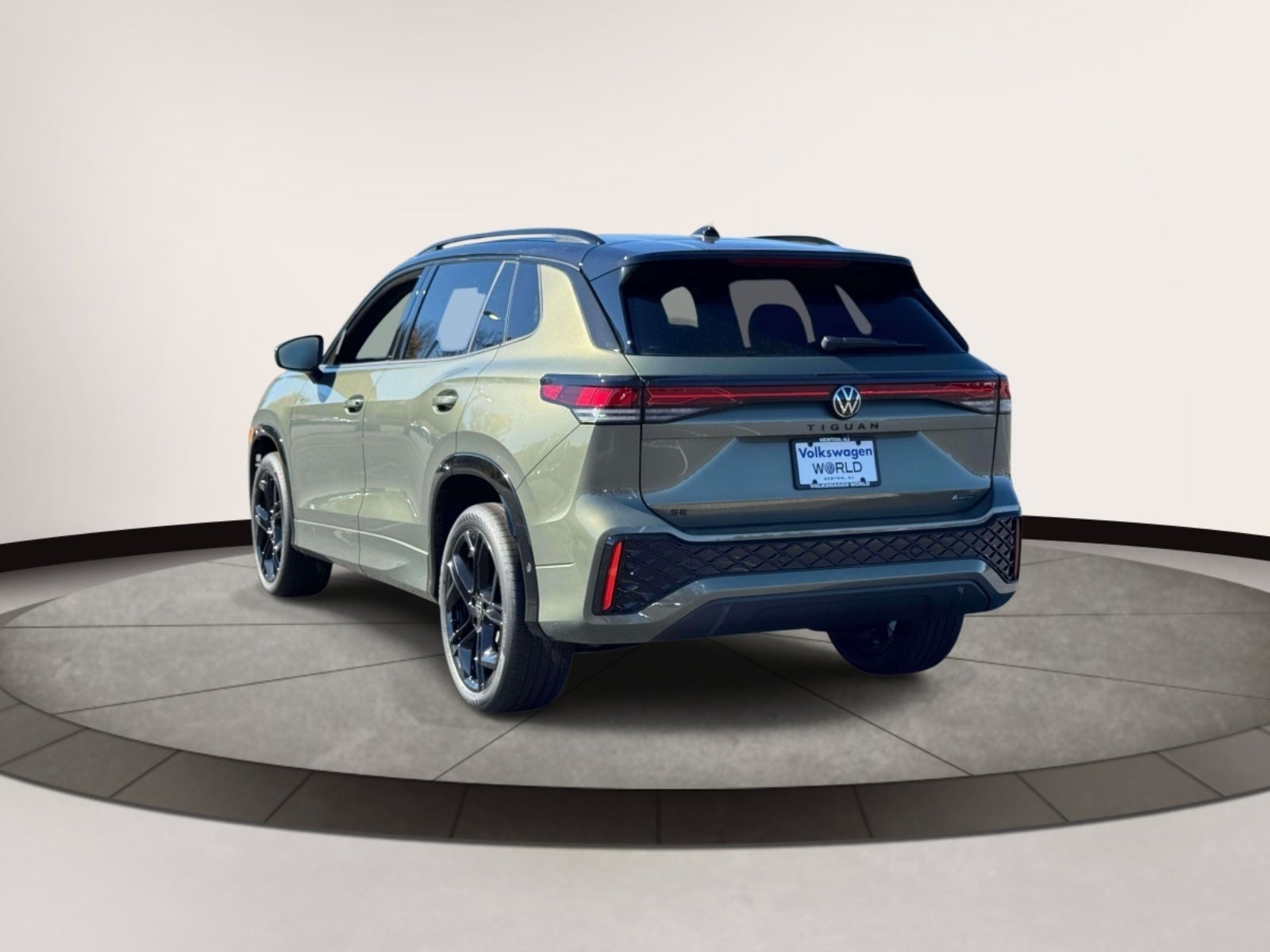 2026 Volkswagen Tiguan SE R-Line Black