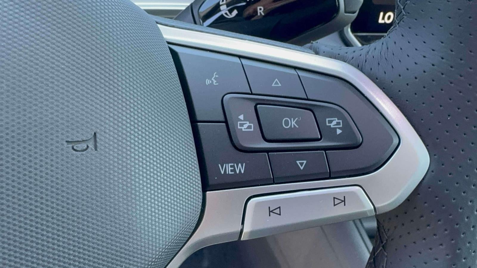 2026 Volkswagen Tiguan SE R-Line AWD