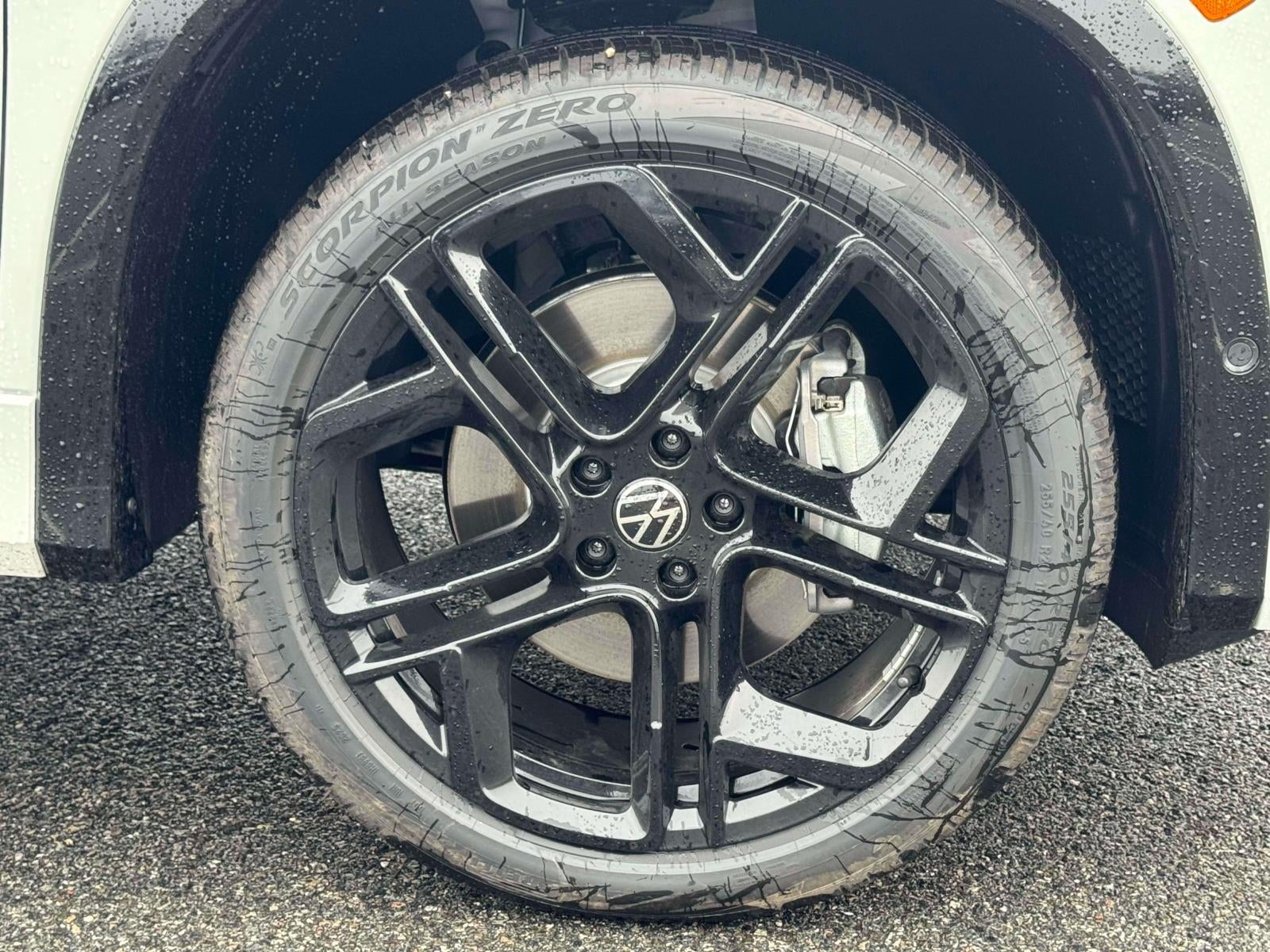 2025 Volkswagen Tiguan 2.0T SE R-Line Black