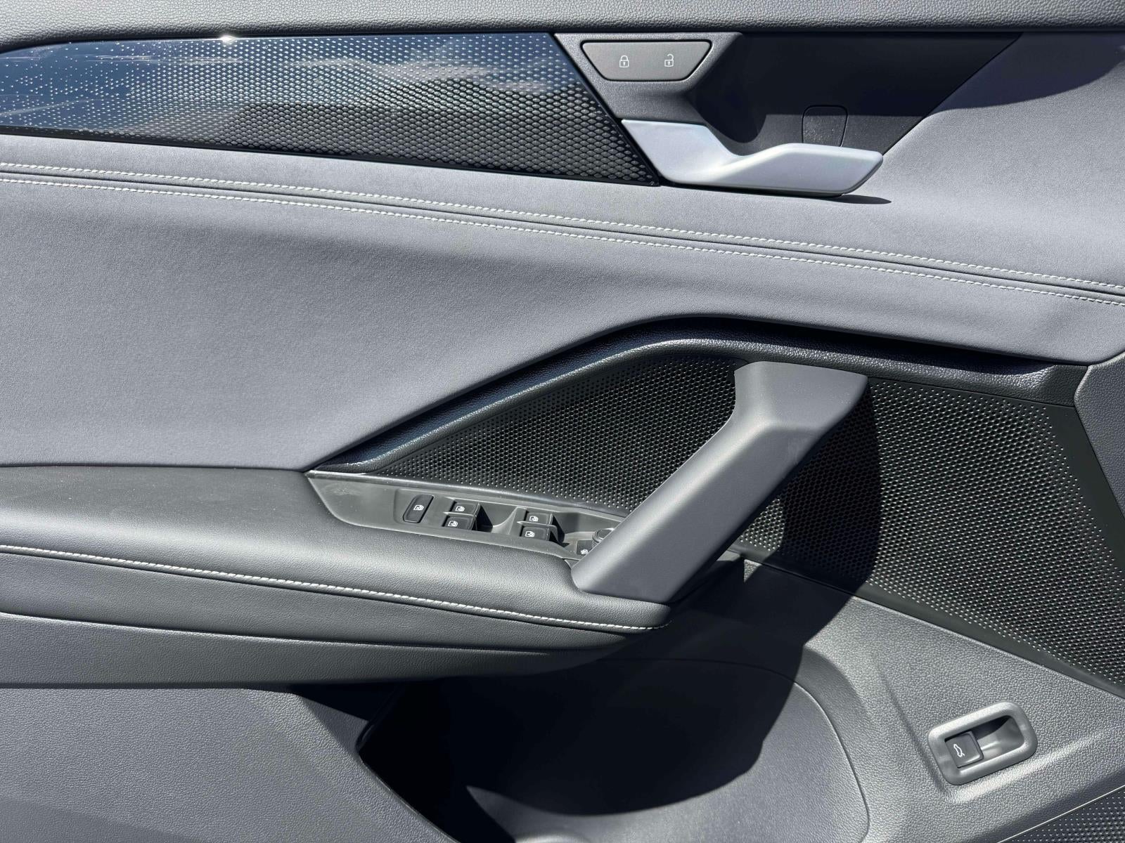 2026 Volkswagen Tiguan SE R-Line Black 4MOTION