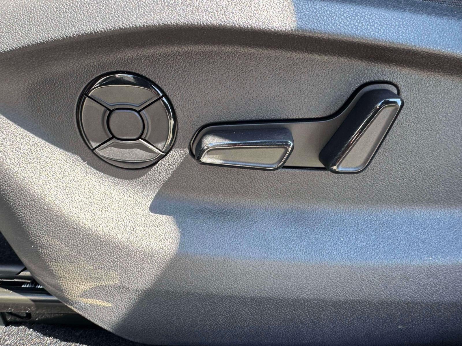 2026 Volkswagen Tiguan SE R-Line Black 4MOTION