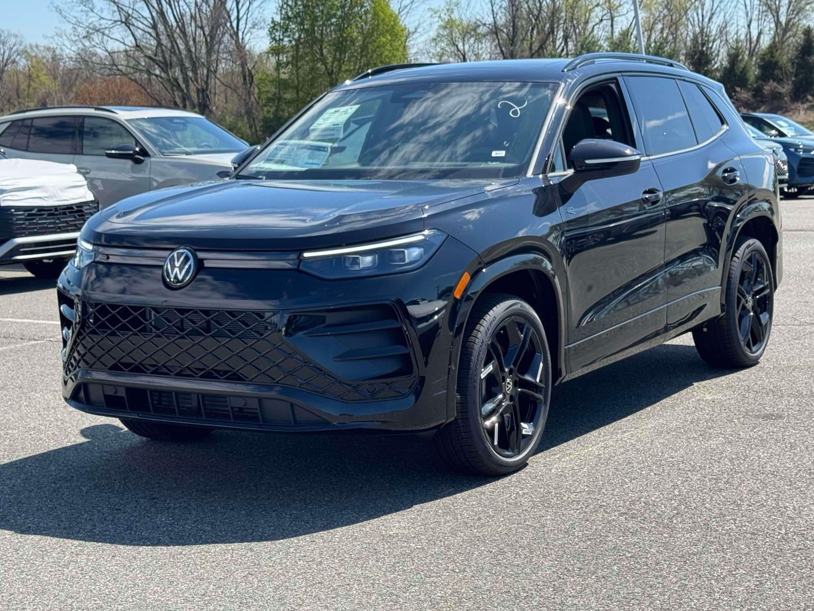 2026 Volkswagen Tiguan SE R-Line Black 4MOTION