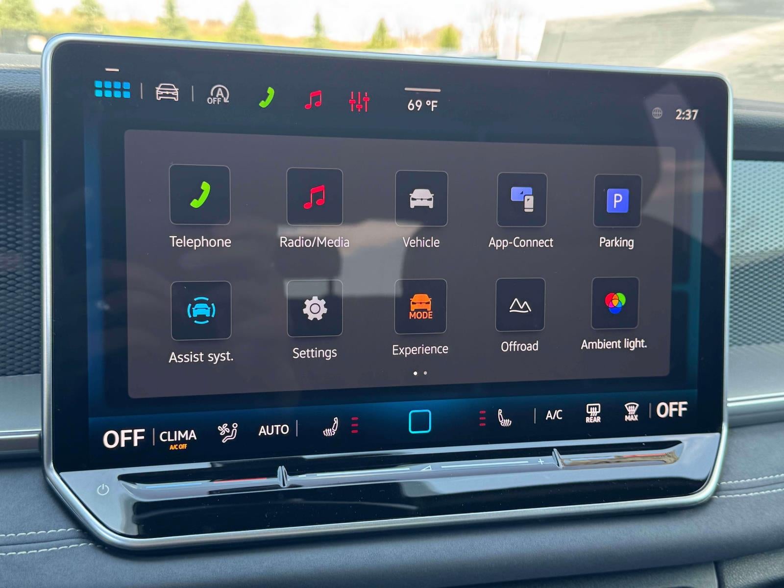 2026 Volkswagen Tiguan SE R-Line Black 4MOTION