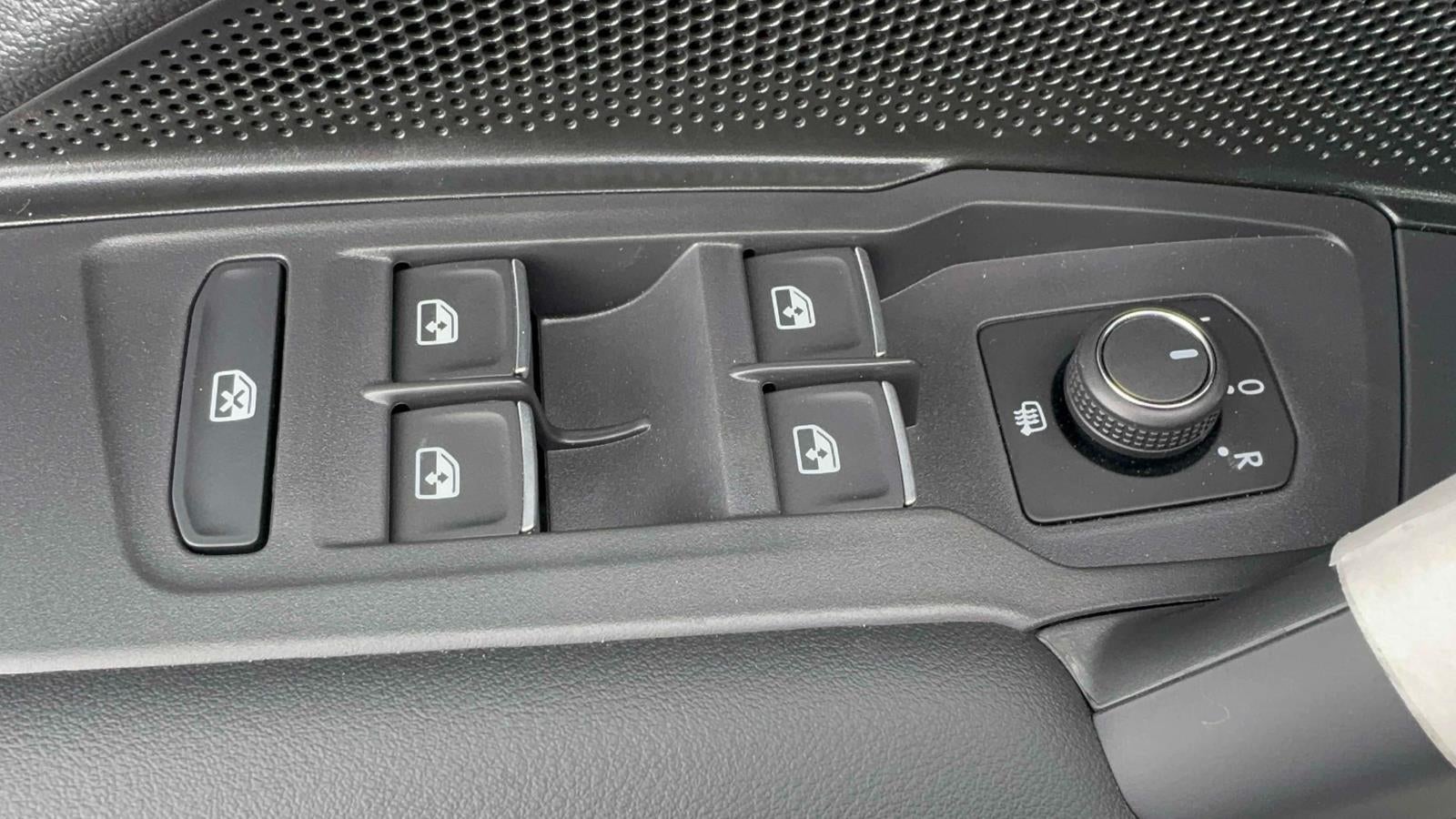 2026 Volkswagen Tiguan SE R-Line Black 4MOTION