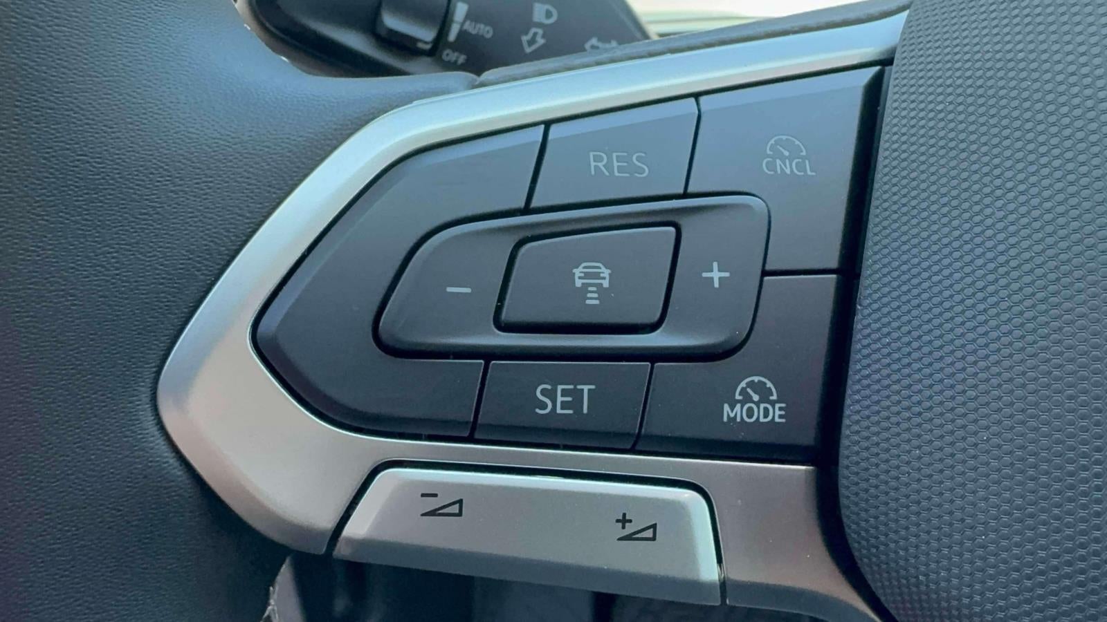 2026 Volkswagen Tiguan SE AWD