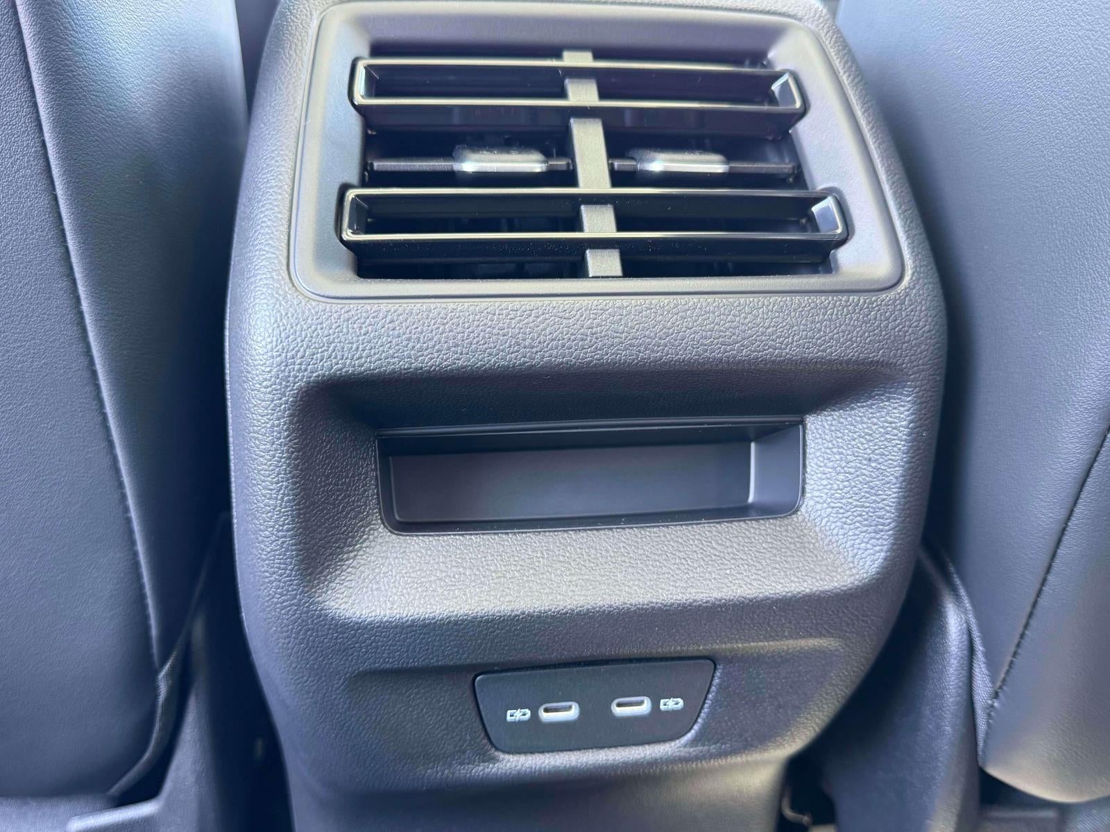 2026 Volkswagen Tiguan SE AWD