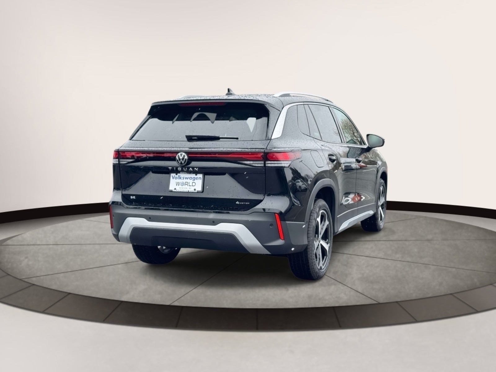 2026 Volkswagen Tiguan 2.0T SE