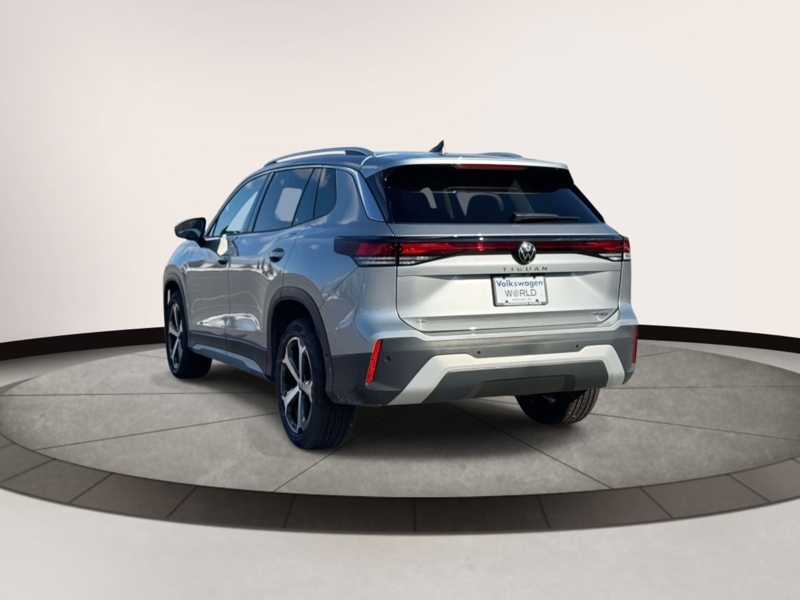 2026 Volkswagen Tiguan 2.0T SE