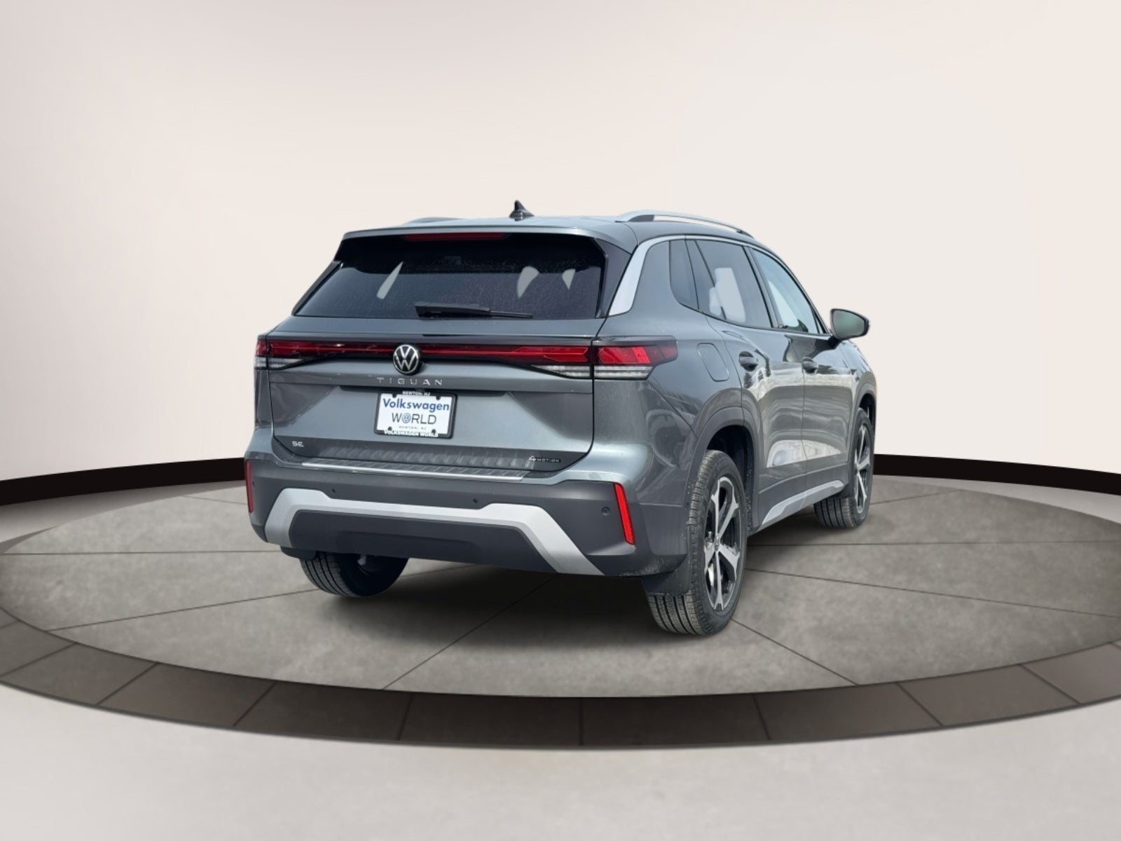 2026 Volkswagen Tiguan 2.0T SE