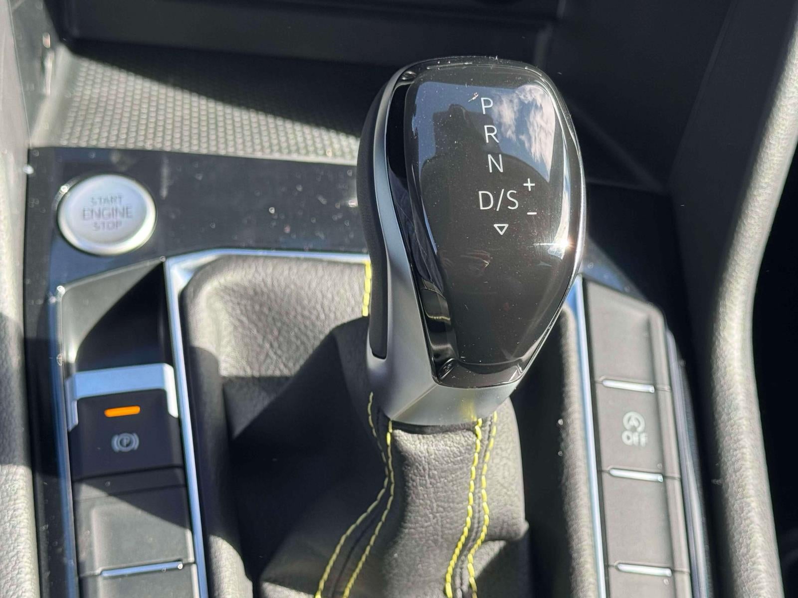 2027 Volkswagen Taos Sport 4MOTION
