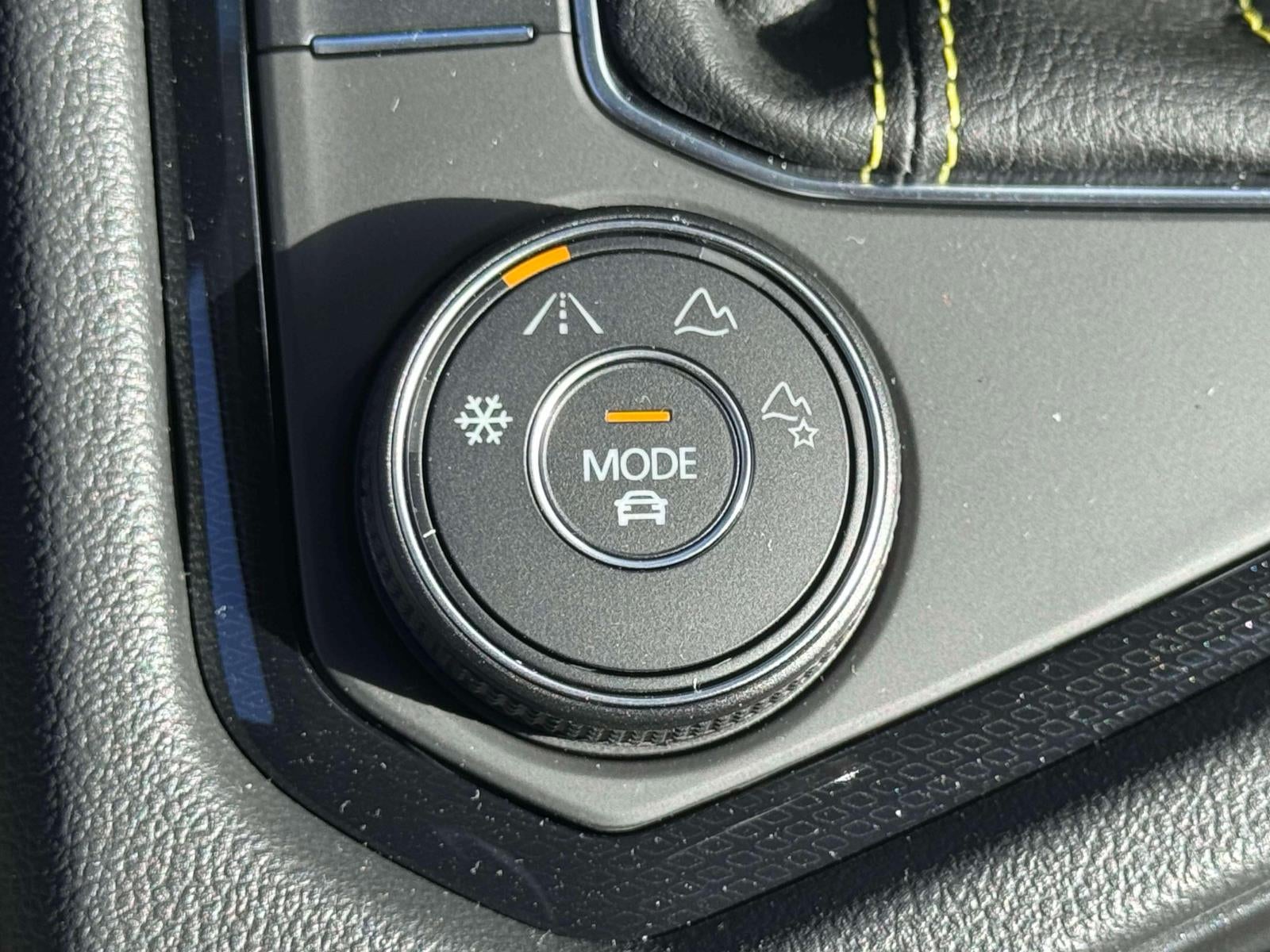 2027 Volkswagen Taos Sport 4MOTION