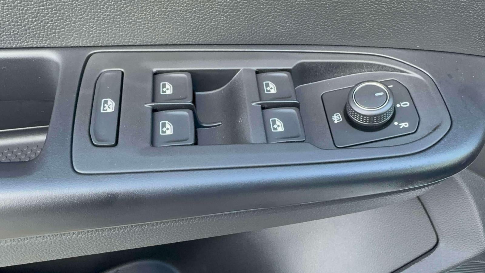 2027 Volkswagen Taos Sport 4MOTION