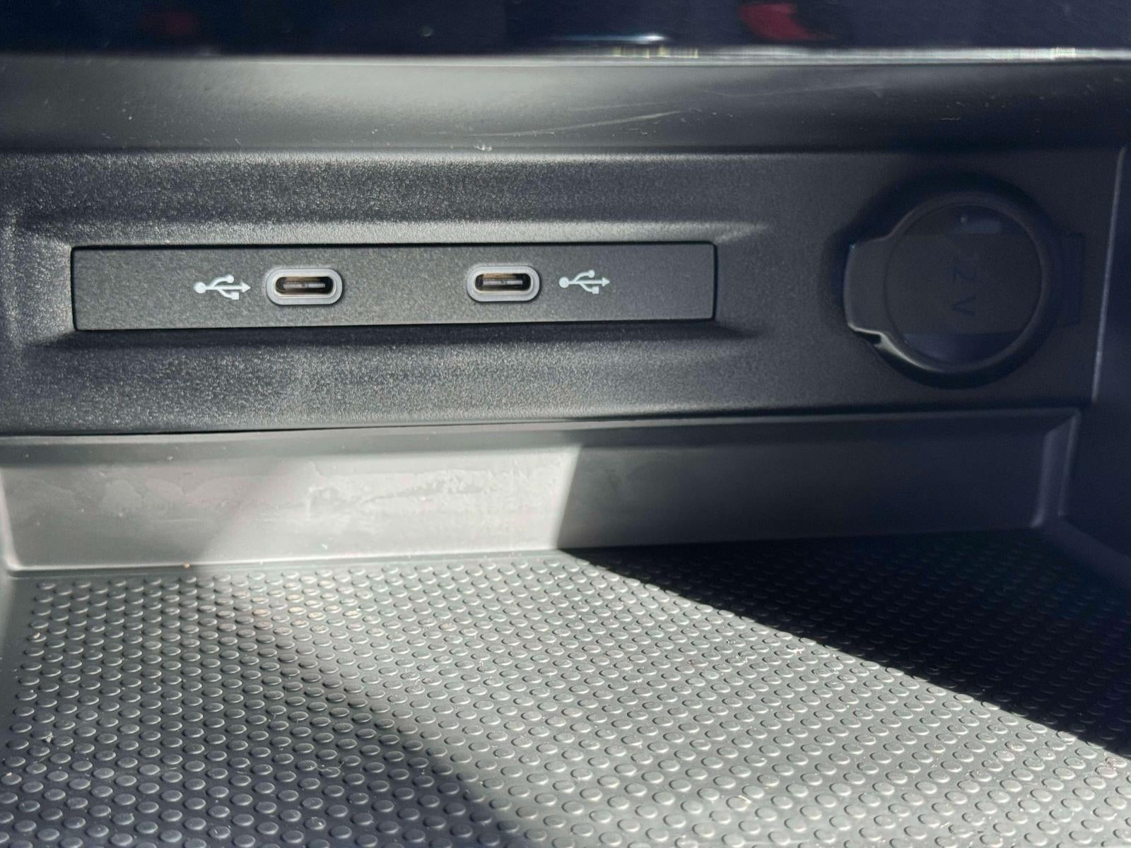 2027 Volkswagen Taos Sport 4MOTION