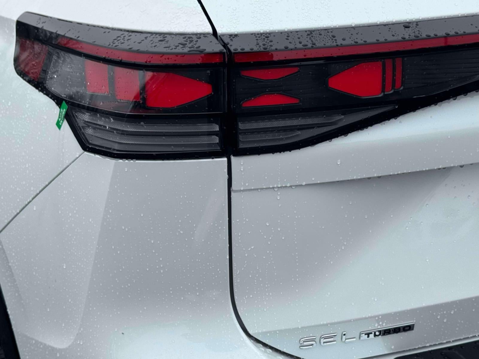 2026 Volkswagen Tiguan 2.0T SEL R-Line