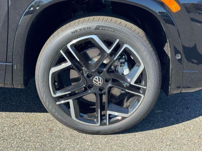 2027 Volkswagen Tiguan 2.0T SEL