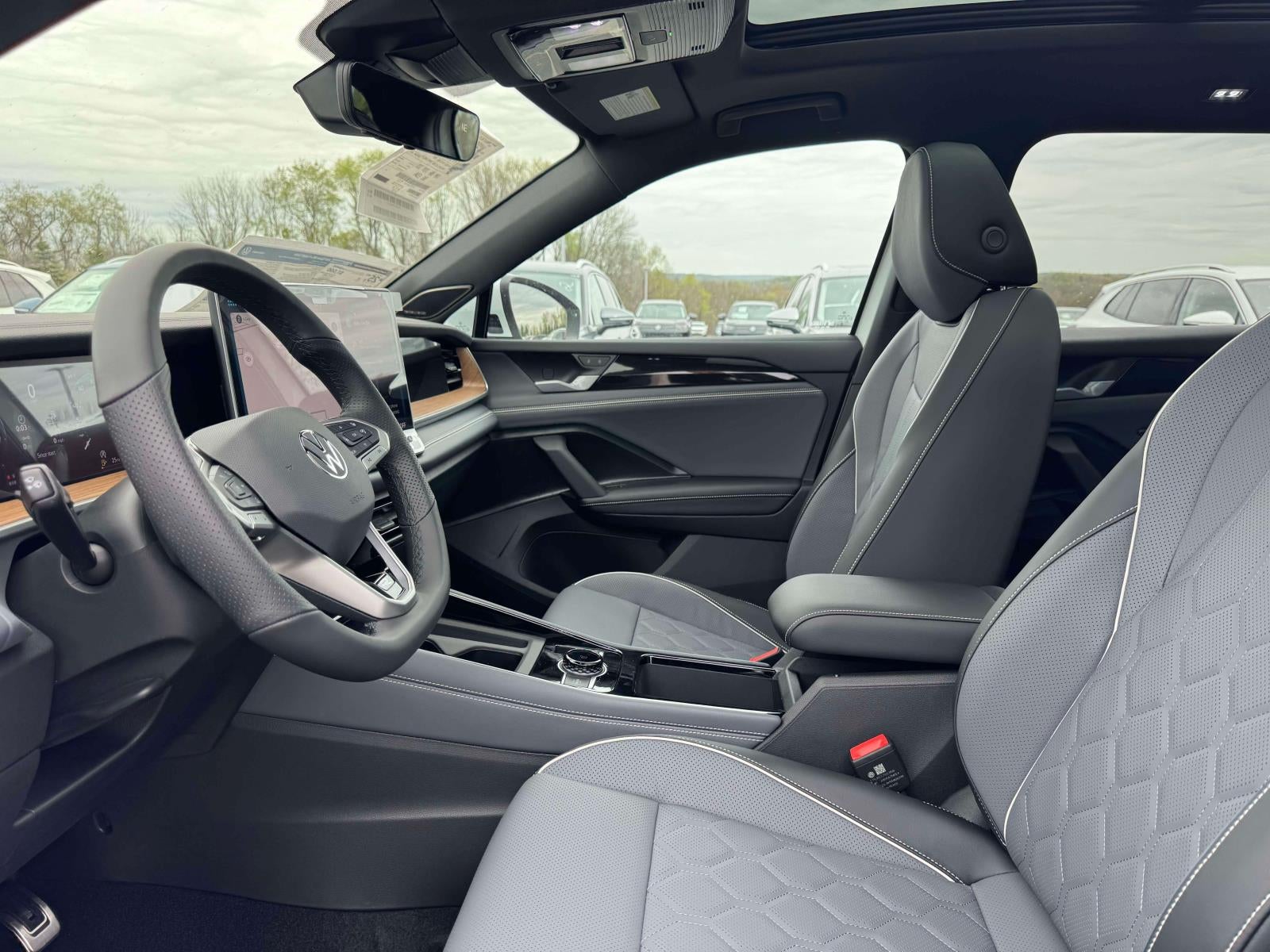 2026 Volkswagen Tiguan 2.0T SEL R-Line Turbo