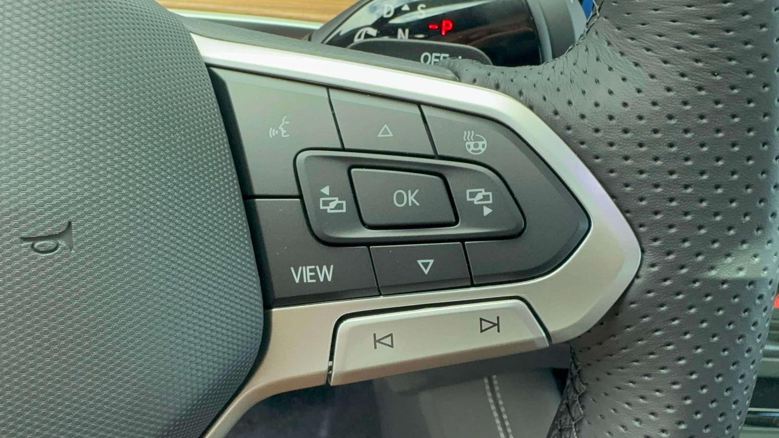 2026 Volkswagen Tiguan 2.0T SEL R-Line Turbo
