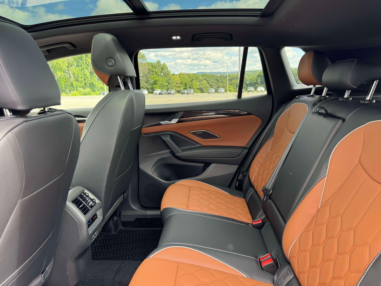 2026 Volkswagen Tiguan 2.0T SEL R-Line Turbo