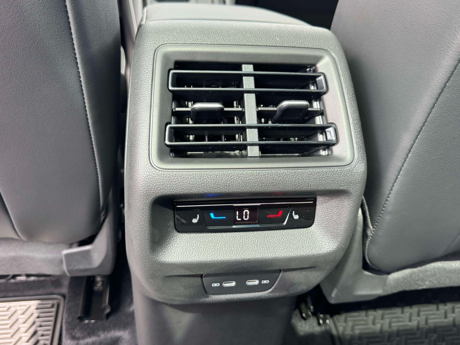 2026 Volkswagen Tiguan 2.0T SEL R-Line Turbo