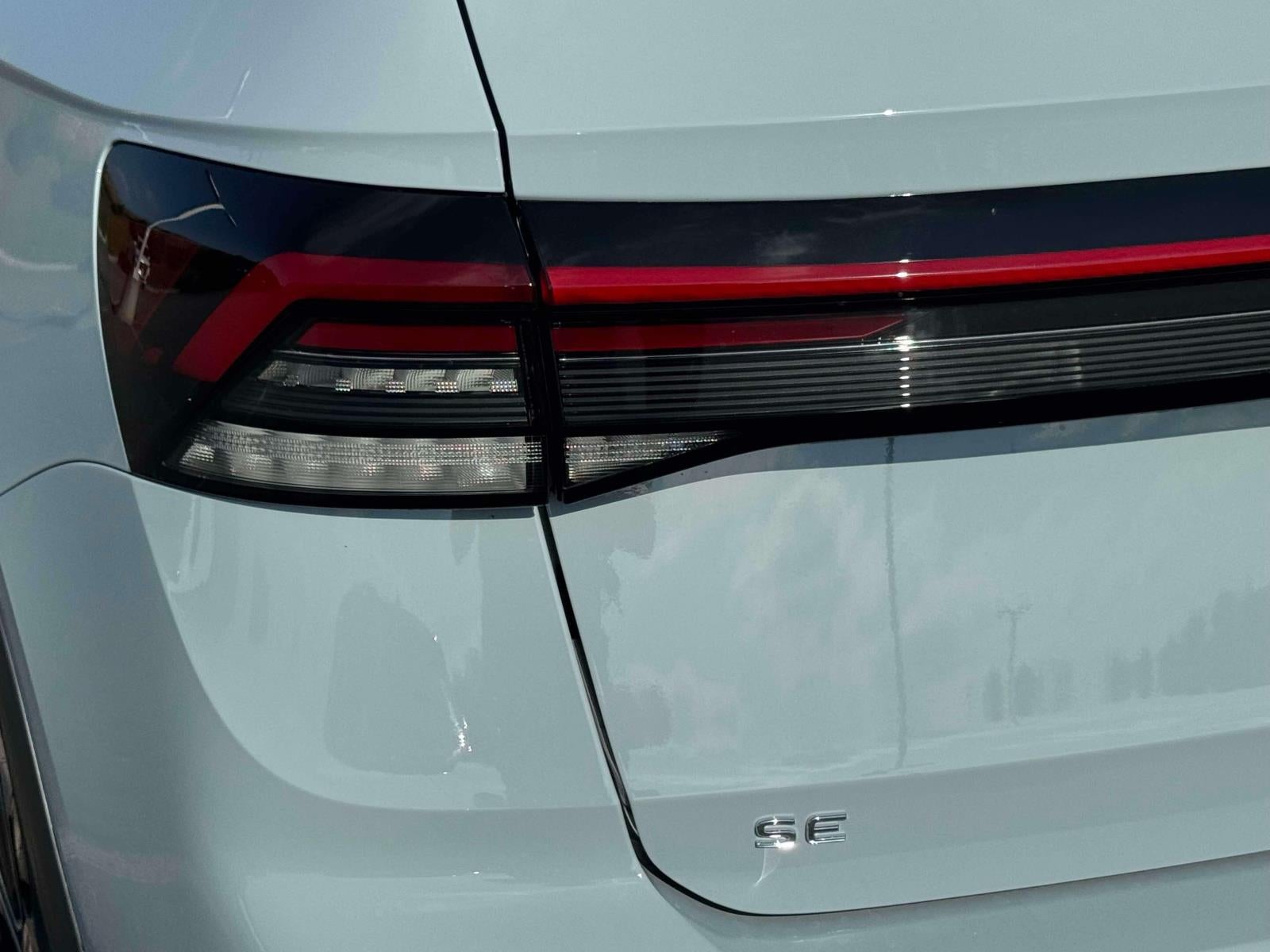 2027 Volkswagen Taos 1.5T SE