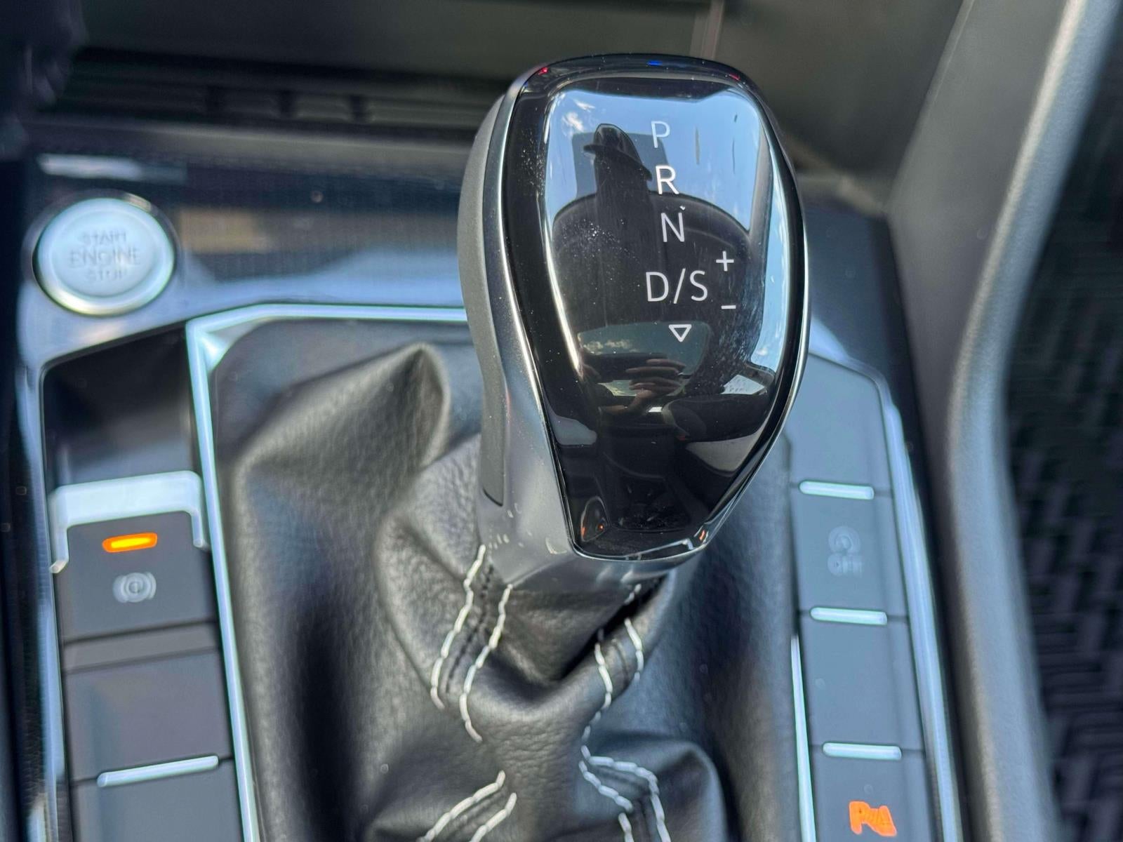 2027 Volkswagen Taos 1.5T SE