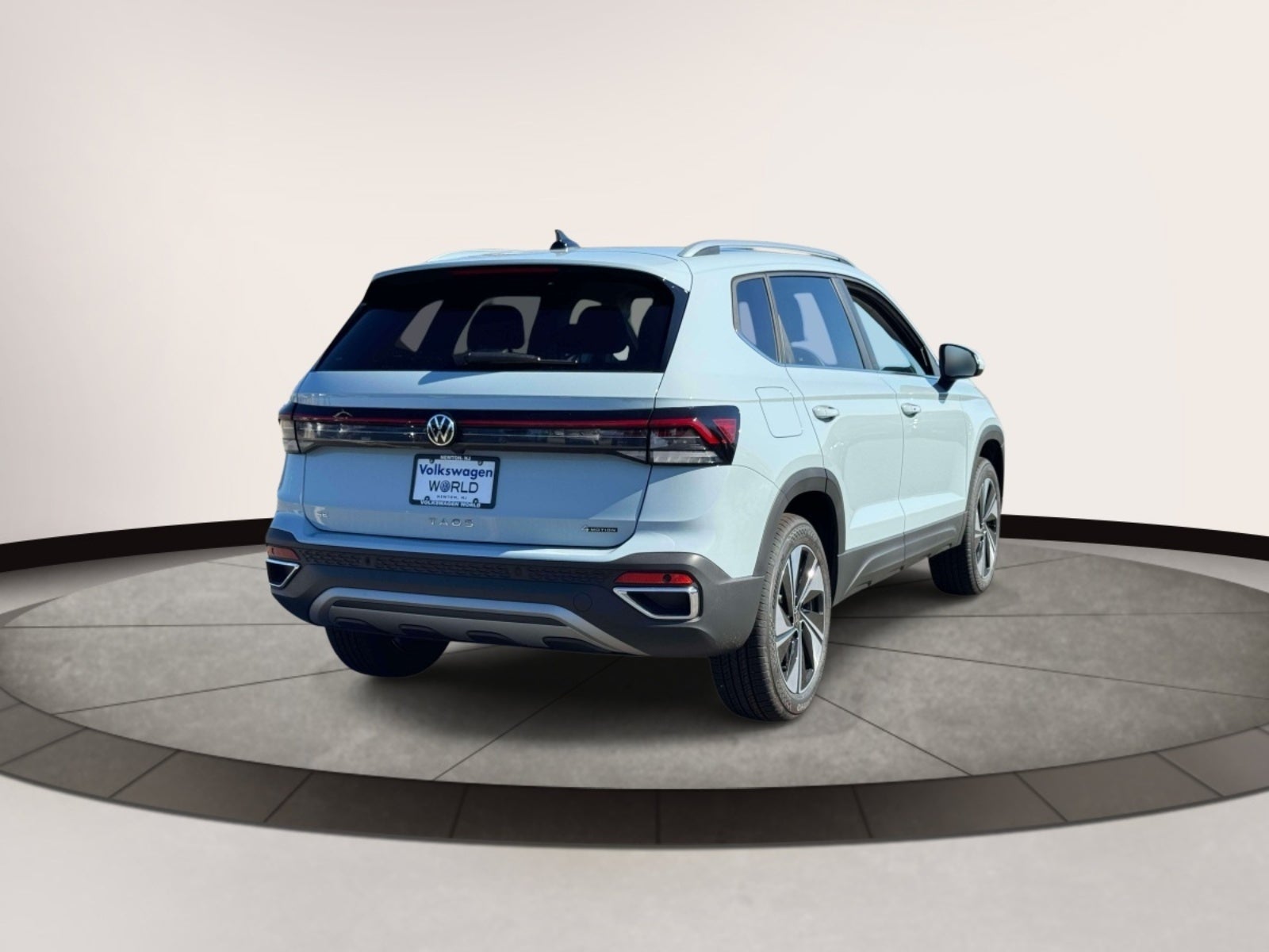 2027 Volkswagen Taos 1.5T SE