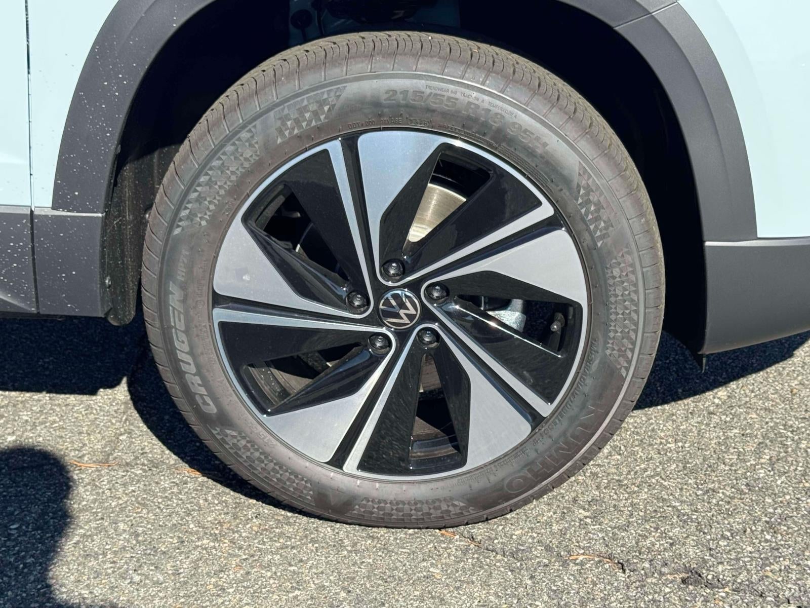 2027 Volkswagen Taos 1.5T SE