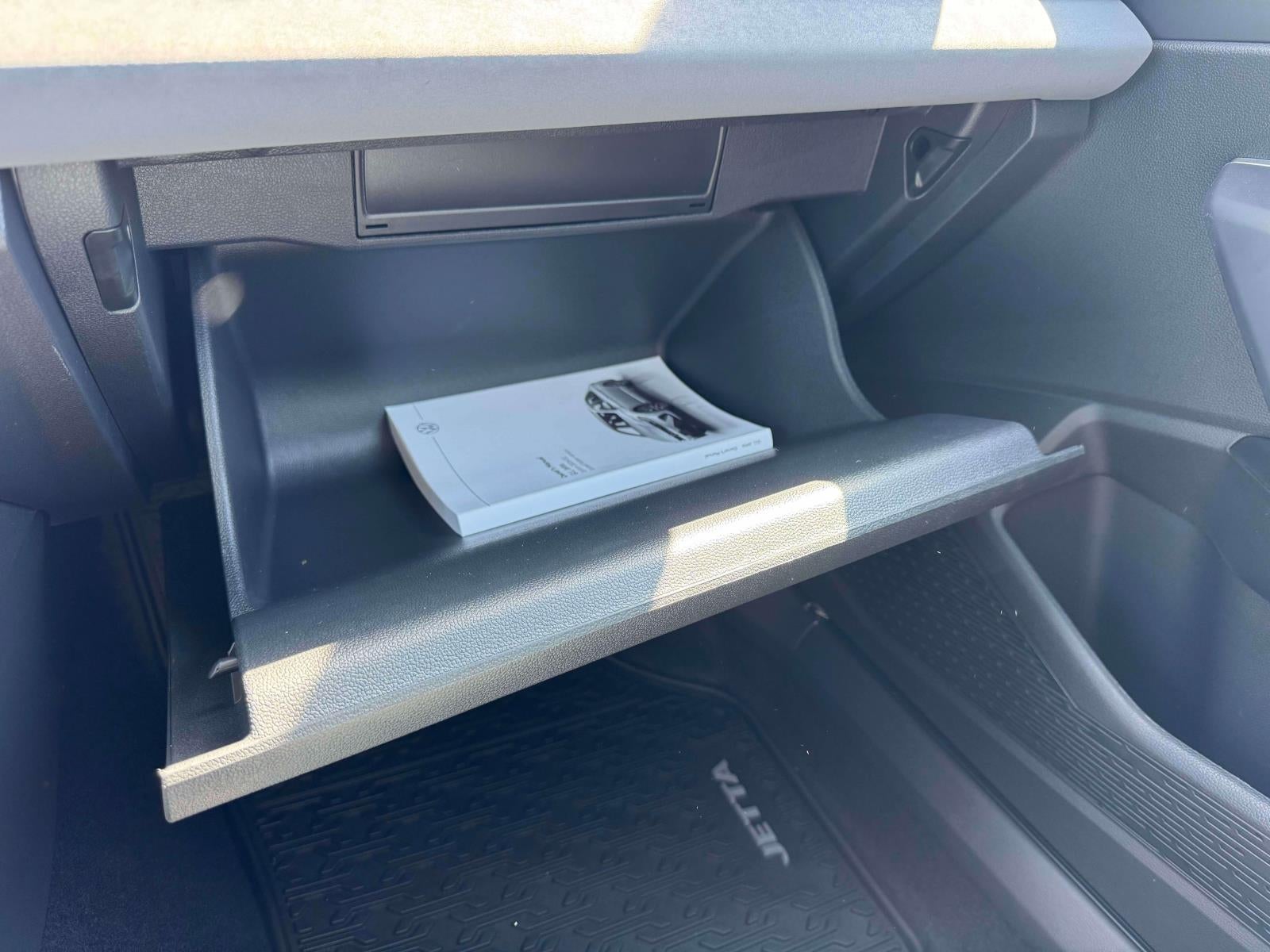 2026 Volkswagen Jetta SE Auto