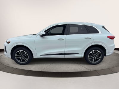 2025 Audi Q5 Premium