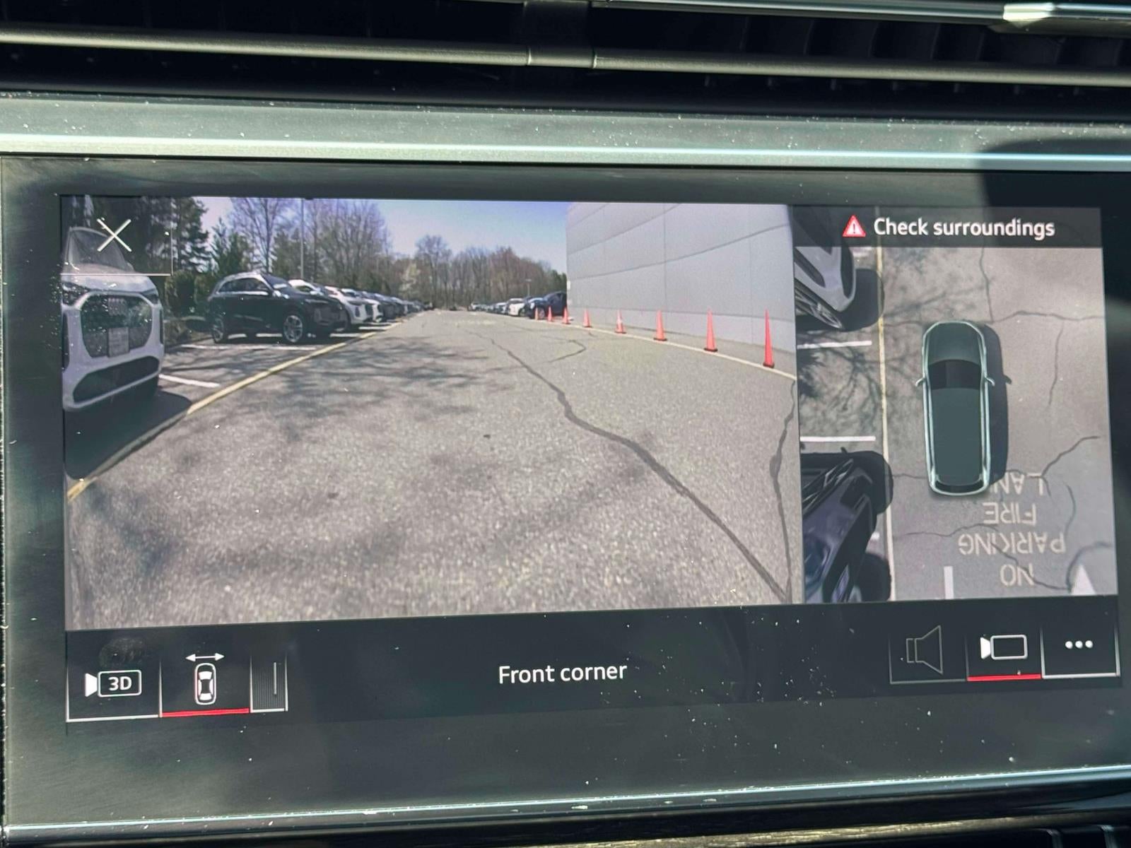 2023 Audi Q7 45 Premium