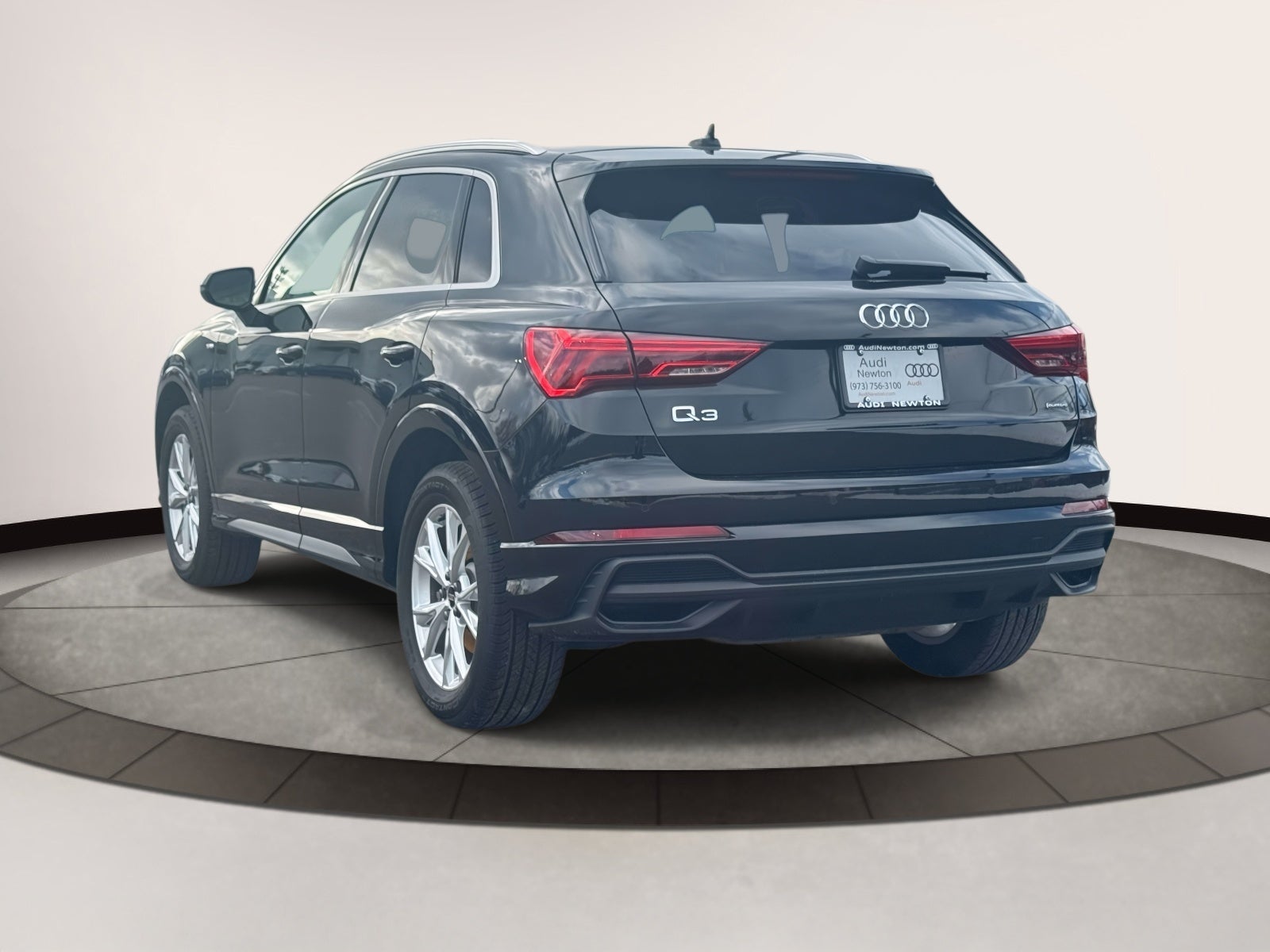 2025 Audi Q3 S line Premium 45 TFSI quattro