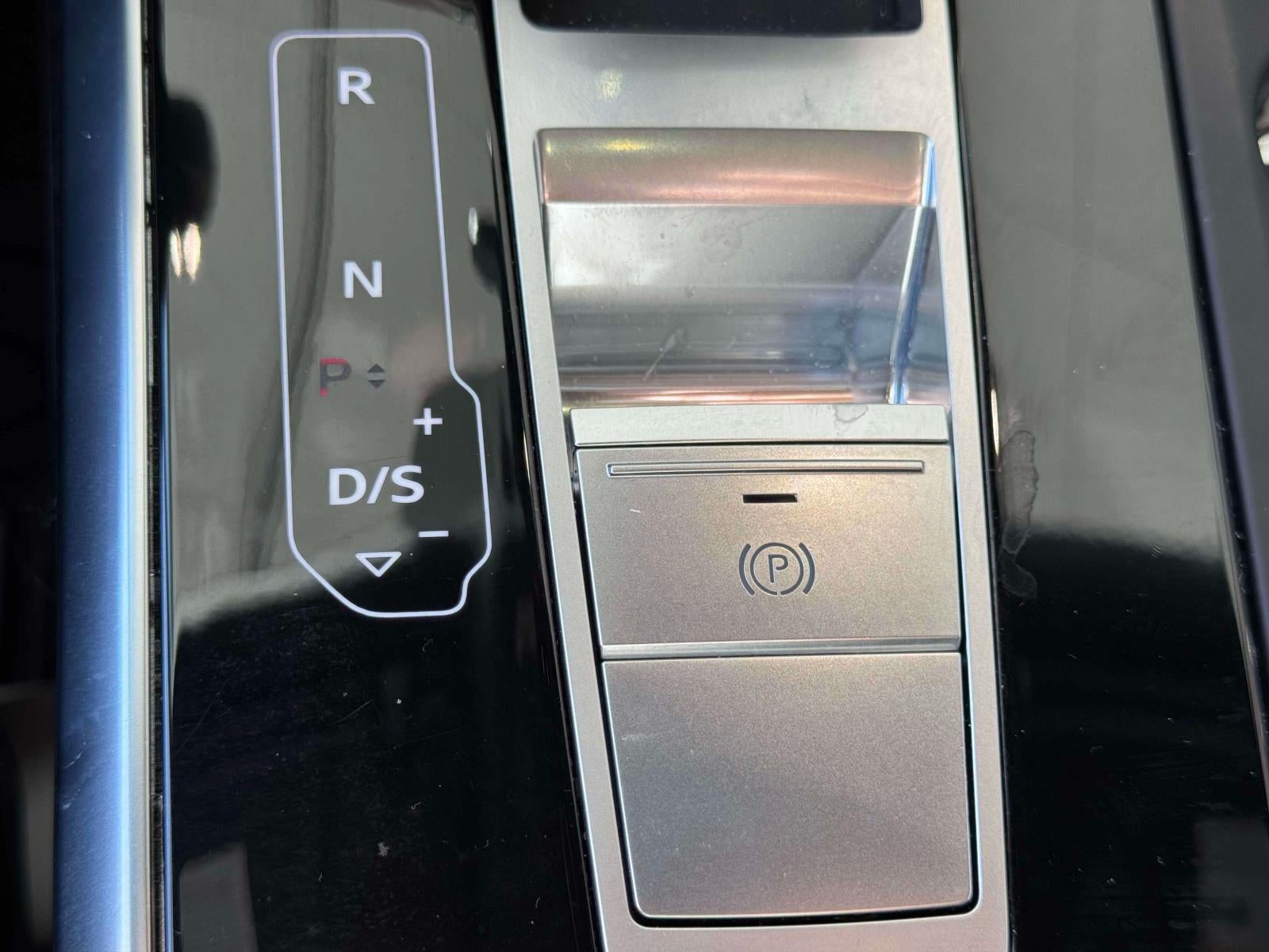 2024 Audi Q7 55 Prestige