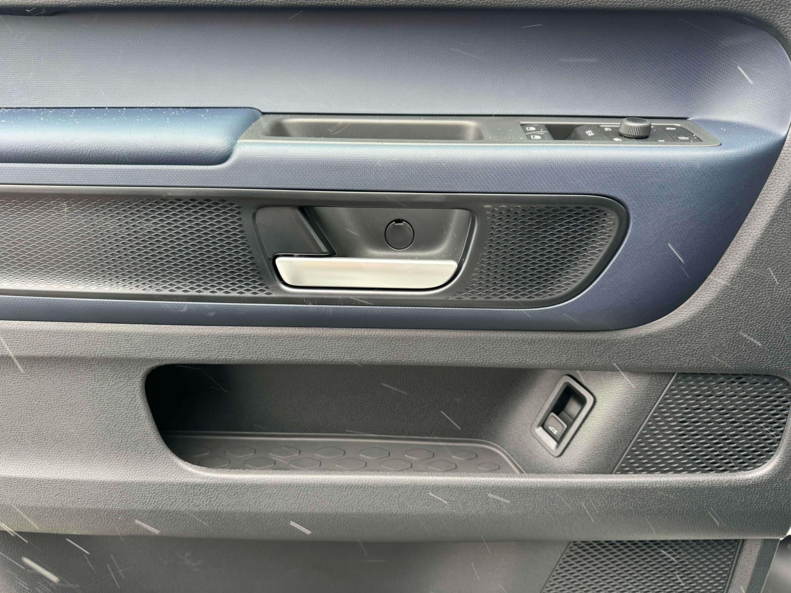 2025 Volkswagen ID. Buzz Pro S