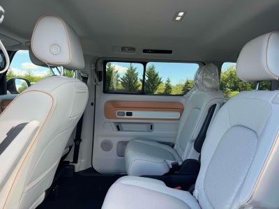 2025 Volkswagen ID. Buzz Pro S Plus