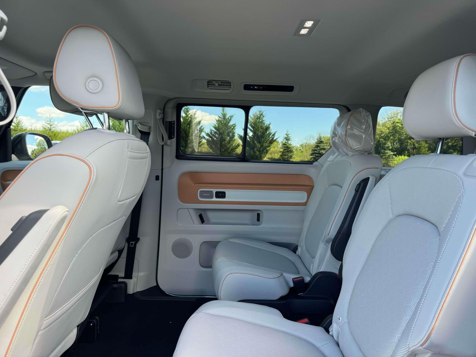 2025 Volkswagen ID. Buzz Pro S Plus