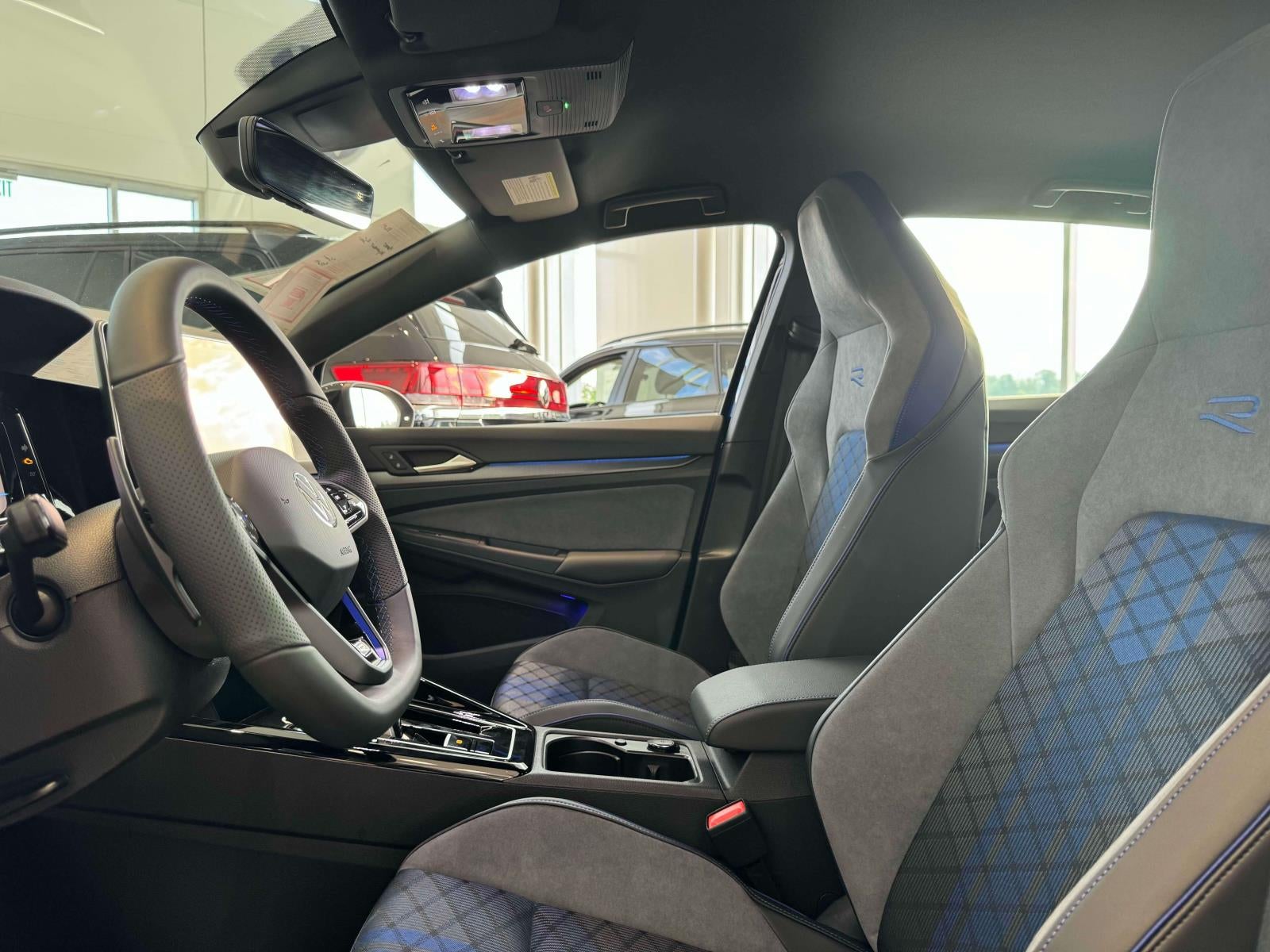 2025 Volkswagen Golf R 2.0T