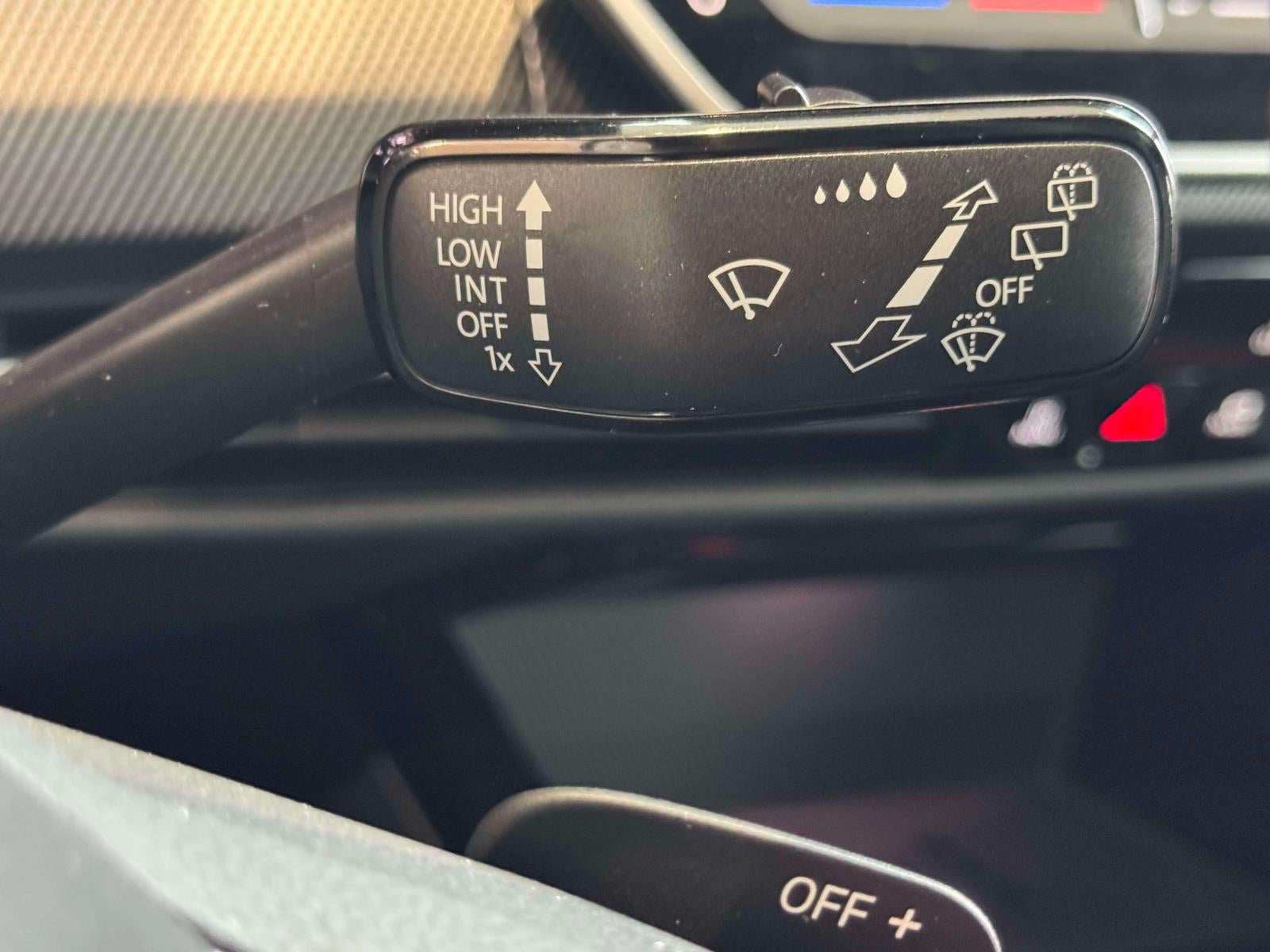 2026 Volkswagen Golf GTI 2.0T SE