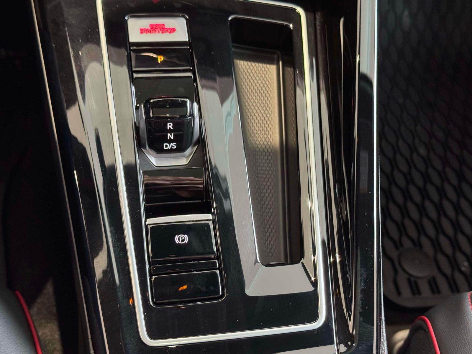 2026 Volkswagen Golf GTI 2.0T SE