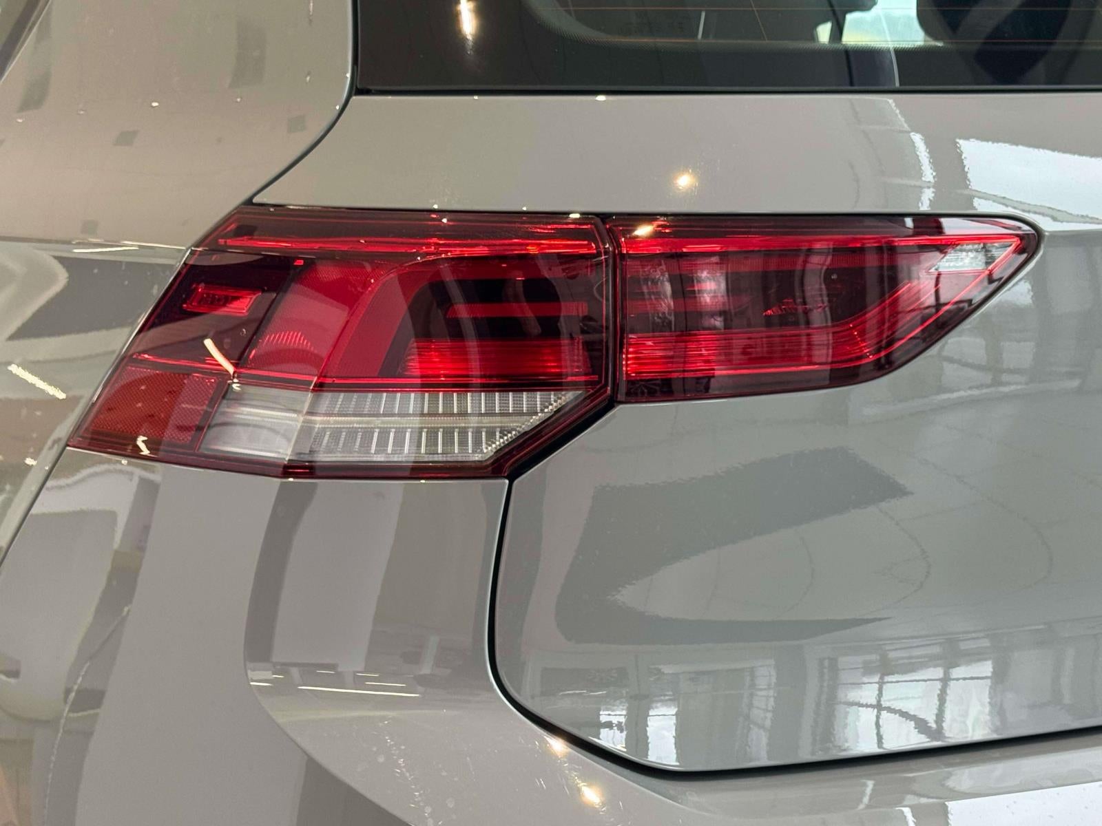 2026 Volkswagen Golf GTI 2.0T SE