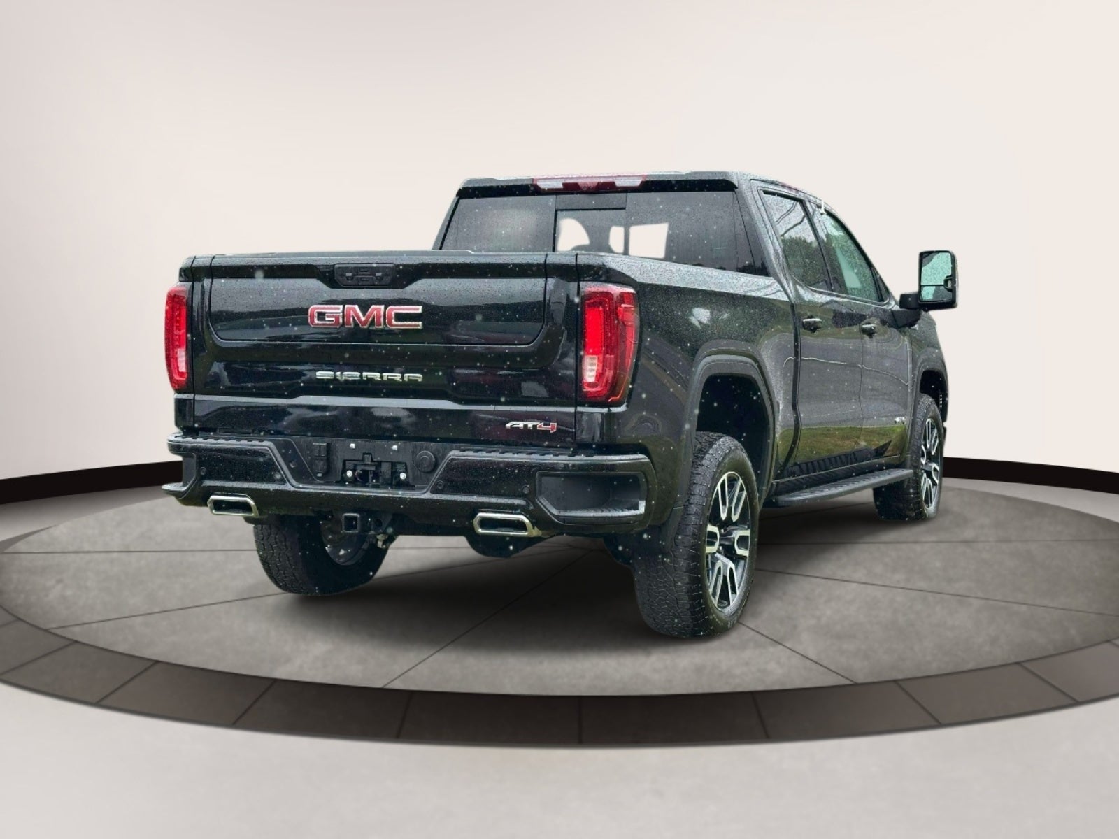 2025 GMC Sierra 1500 4WD Crew Cab 147 AT4