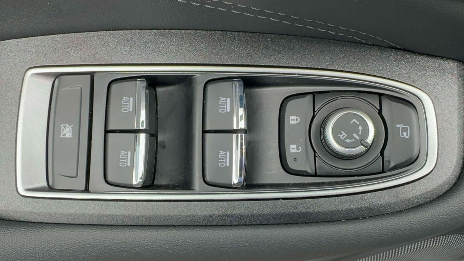 2025 Subaru Outback Touring AWD
