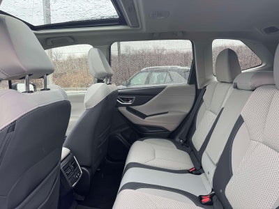 2024 Subaru Forester Premium AWD